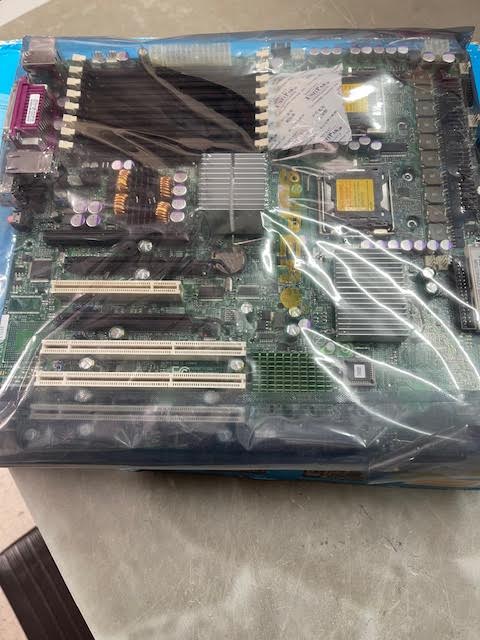 Supermicro X7DAE Dual Socket LGA 771 Intel 5000X Extended ATX Dual Intel Xeon Server Motherboard