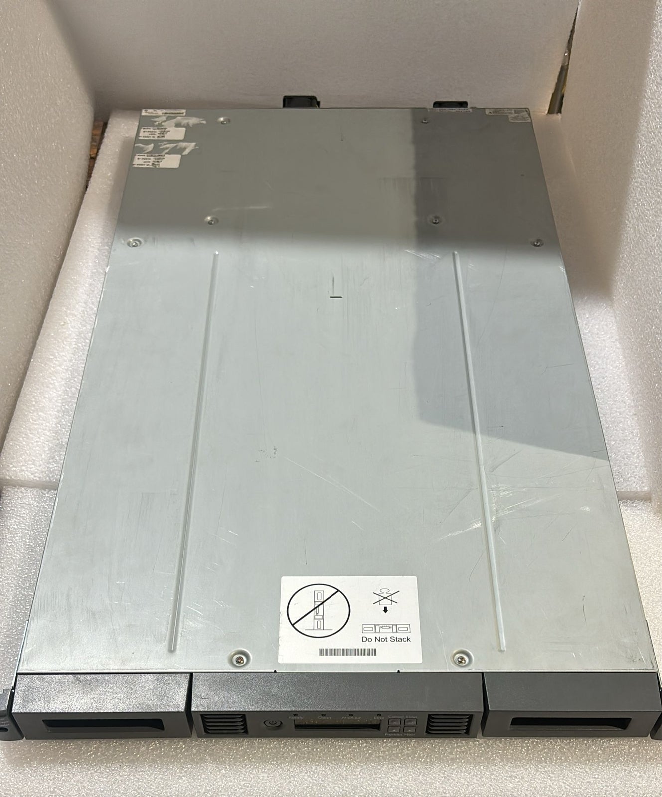 HPE R1R75A StoreEver MSL AutoLoader - Side View | Alo Tech Solutions