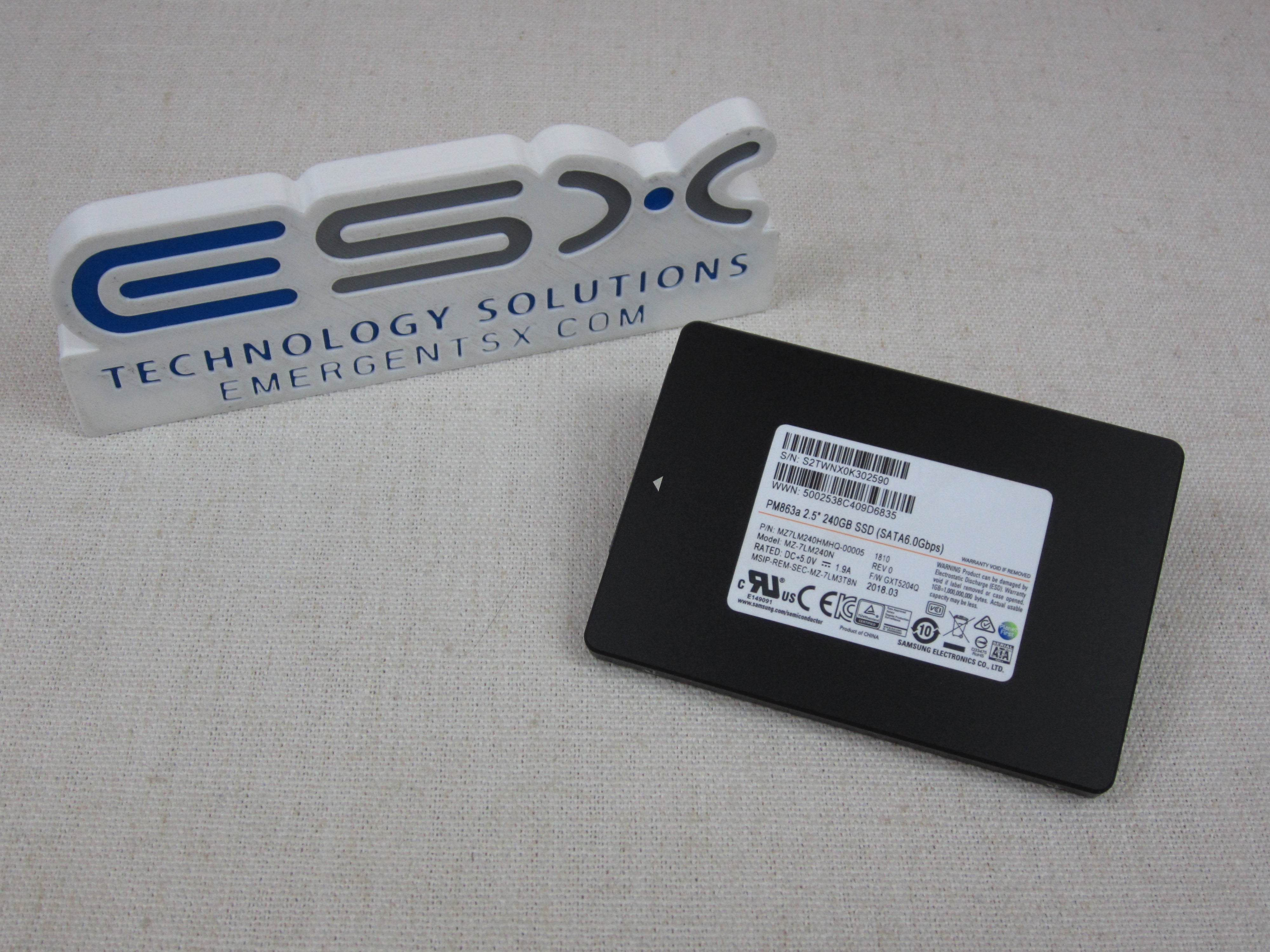 Samsung MZ7LM240HMHQ PM863a 240GB 6Gb/s 2.5” TLC SATA SSD