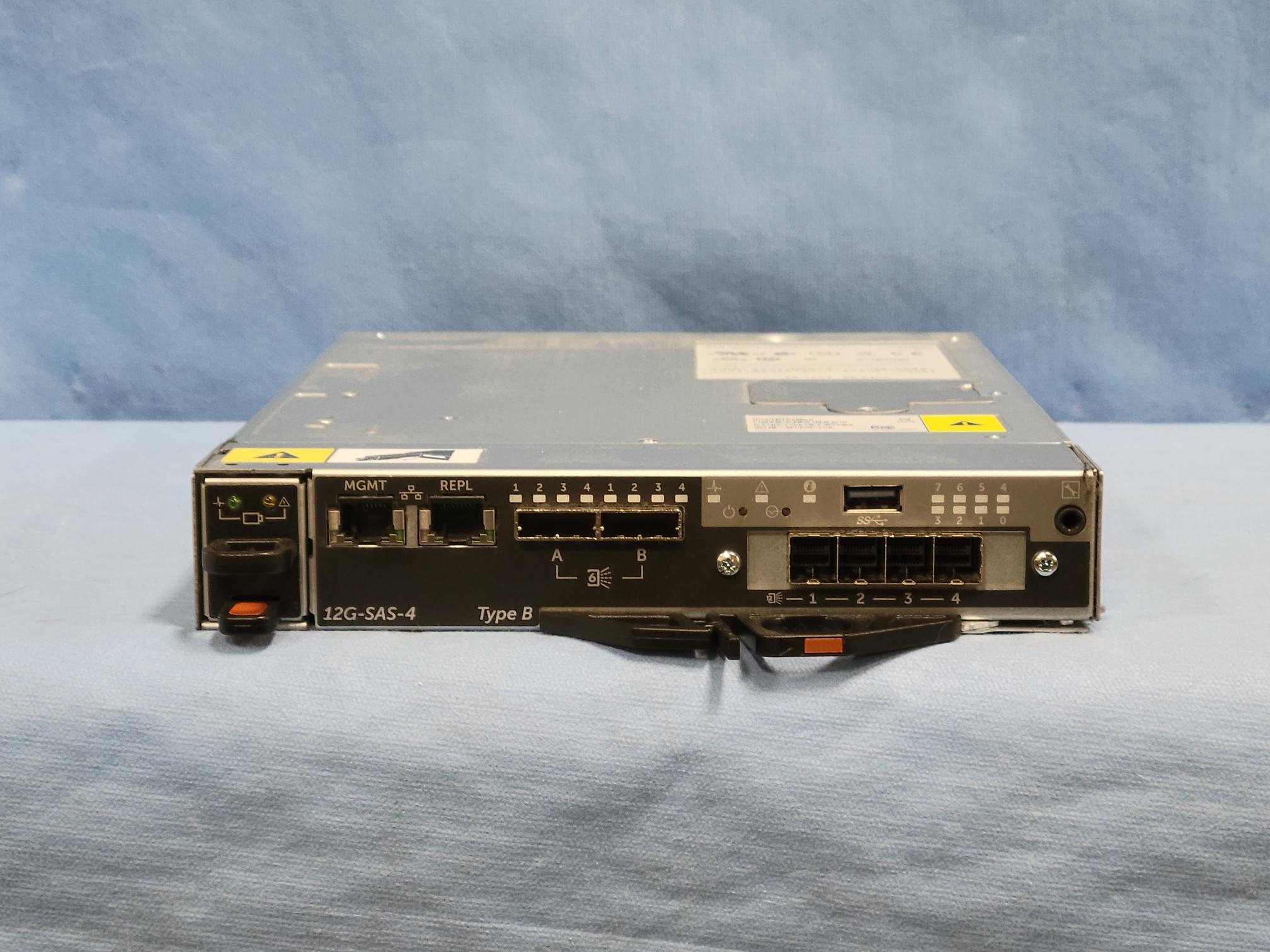 Compellent SCv2020 2U 24x 2.5” Storage Array w/ 2x 12G-SAS-4 Controller