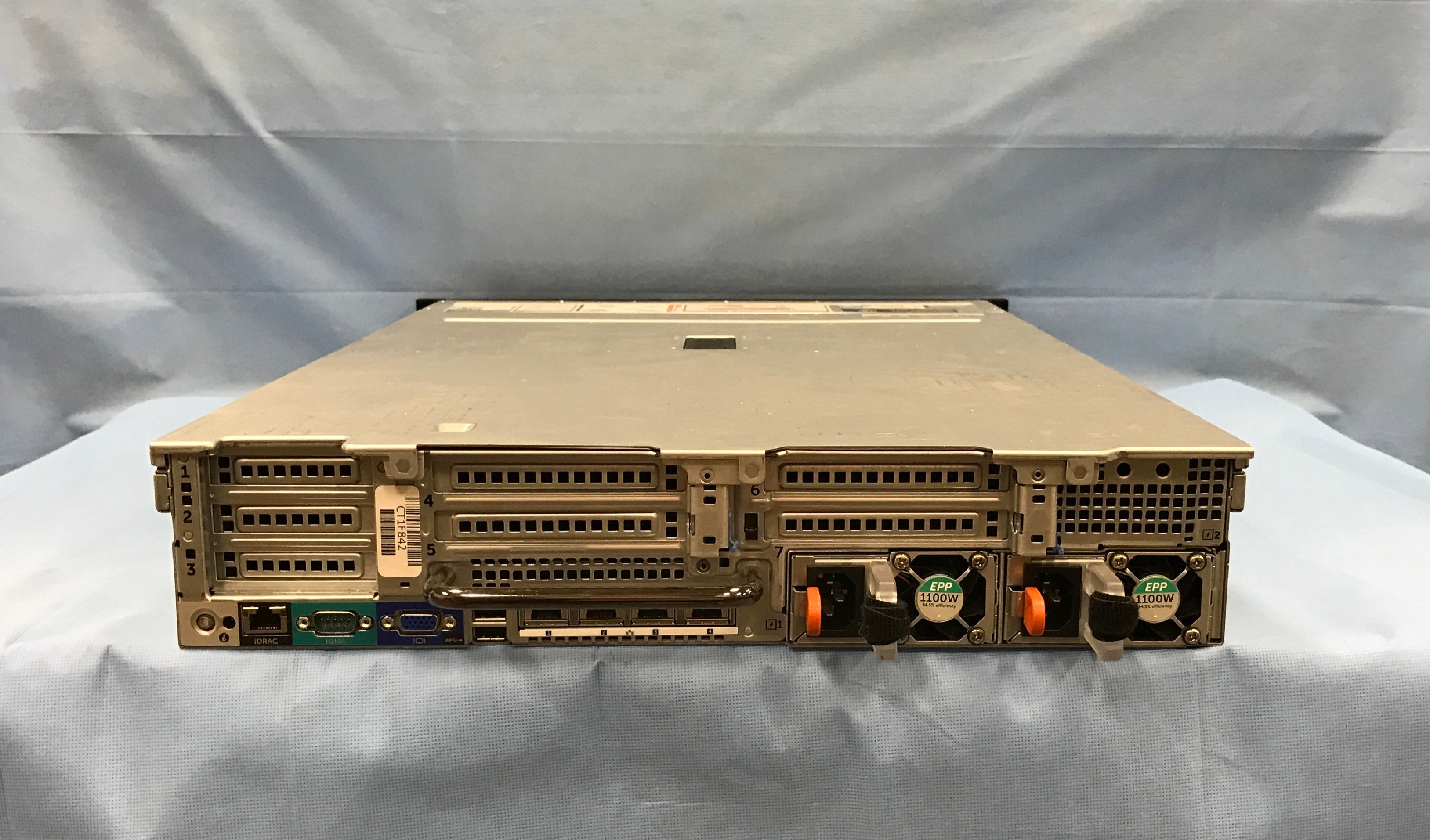 Dell PowerEdge R720 8x 2.5” 2U Server 2x 4C E5-2643 3.3GHz, 128GB, H710