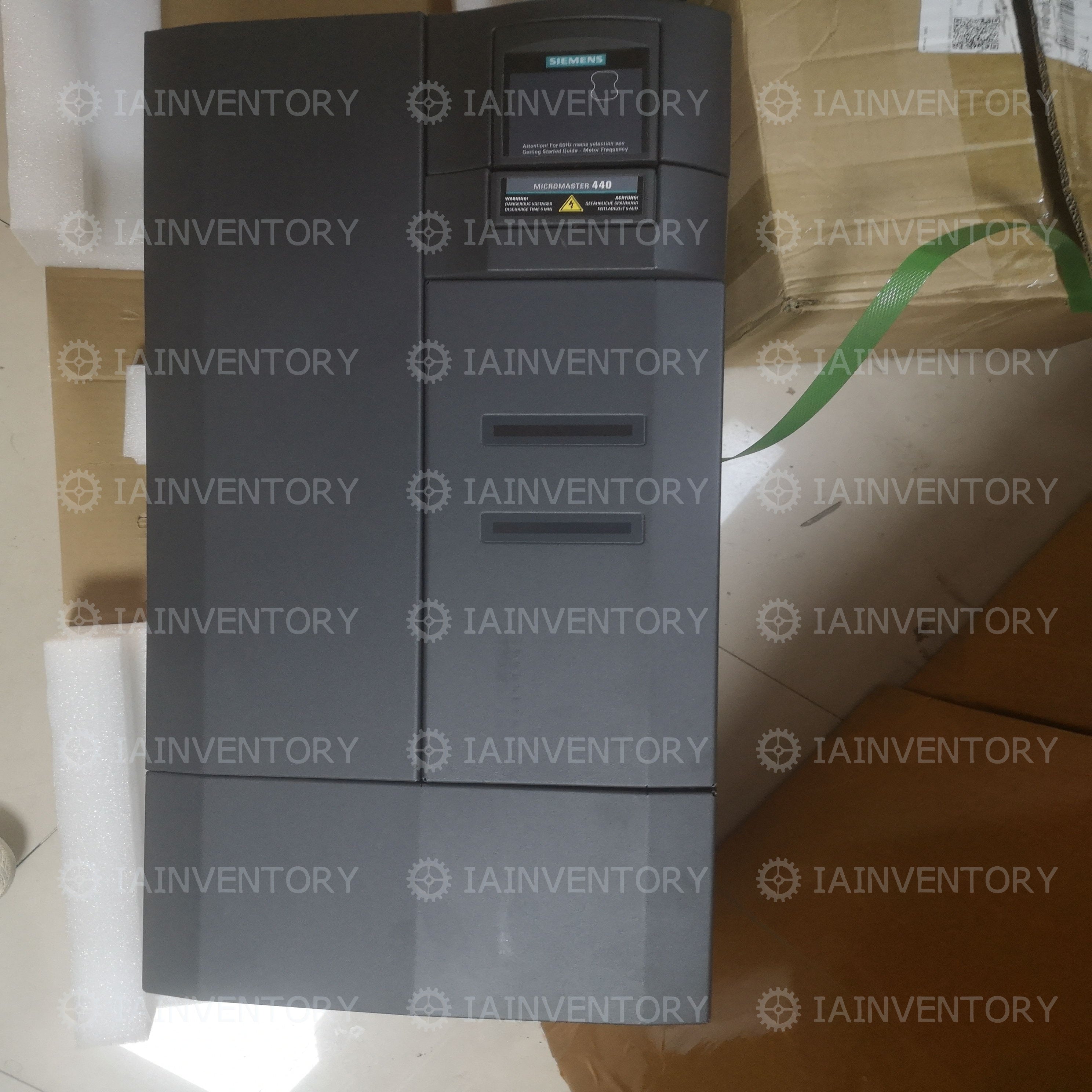 Siemens 6SE6440-2AD33-7EA1 PLC 6SE6 440-2AD33-7EA1