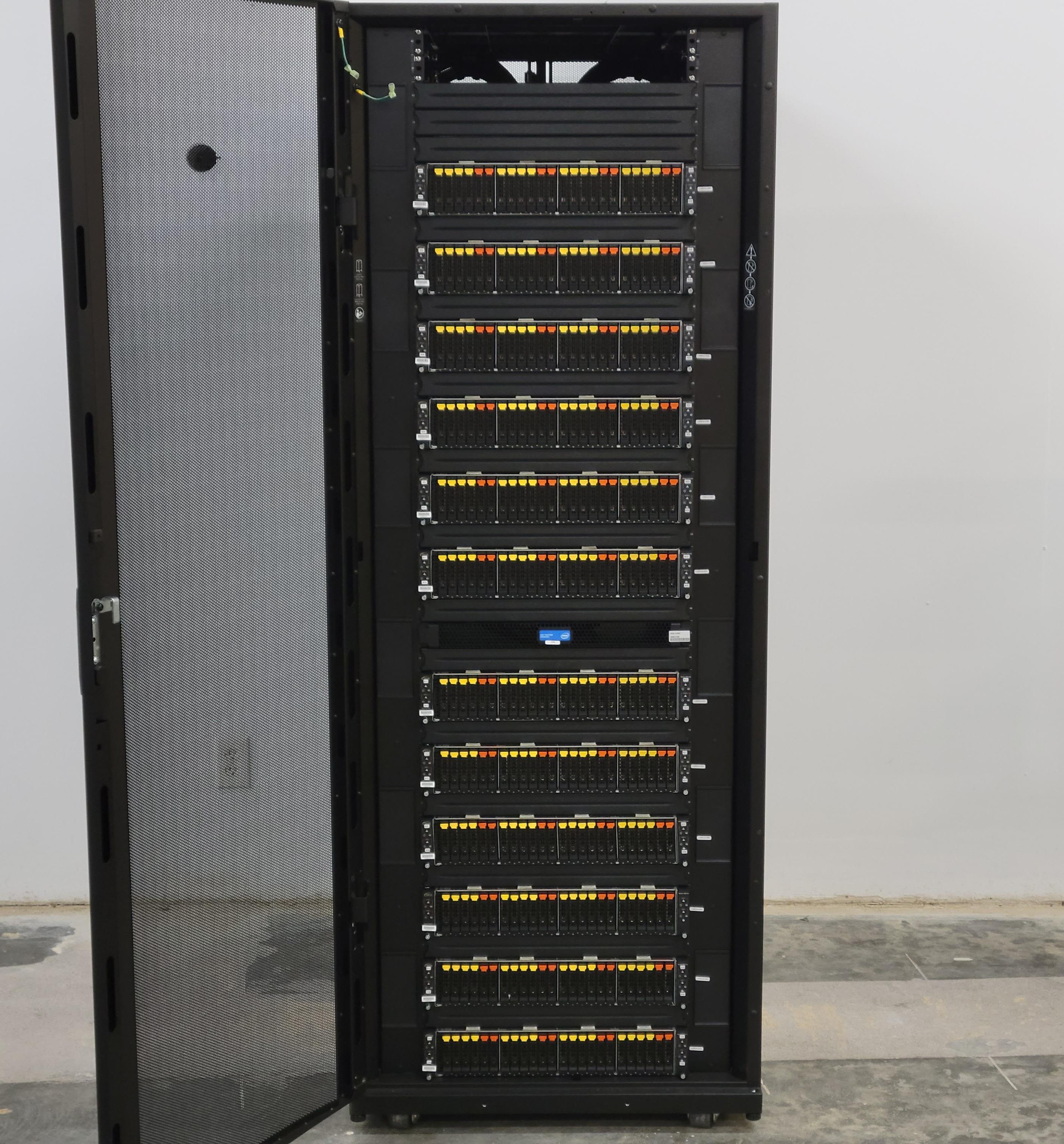 Penguin Computing / Gigabyte HPC Server Rack 1920 CPU Cores 6TB RAM