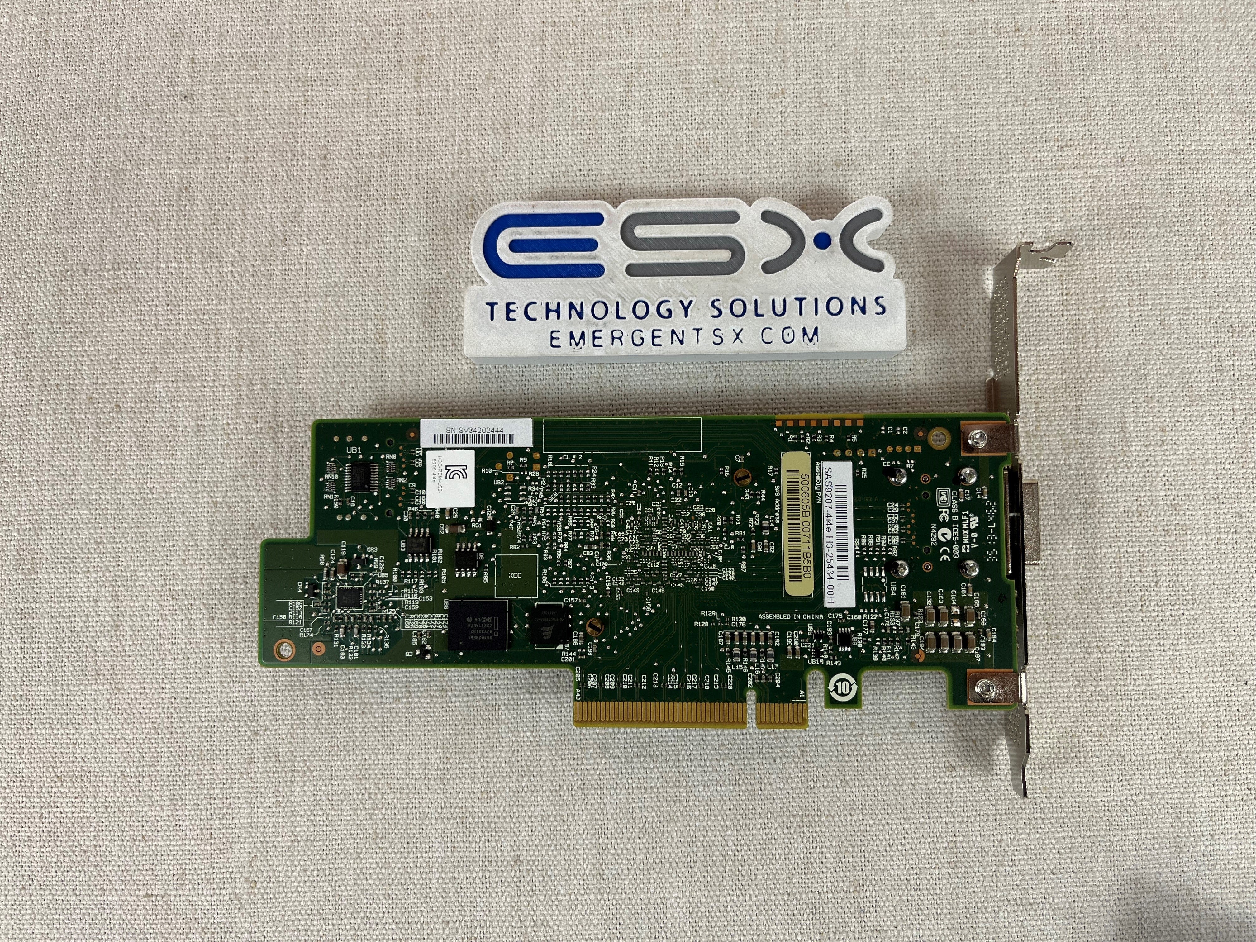 LSI SAS9207-4i4e SAS/SATA 6Gb/S HBA PCI-E x8 F.P. SAS9207-4i4e H3-25434-00H