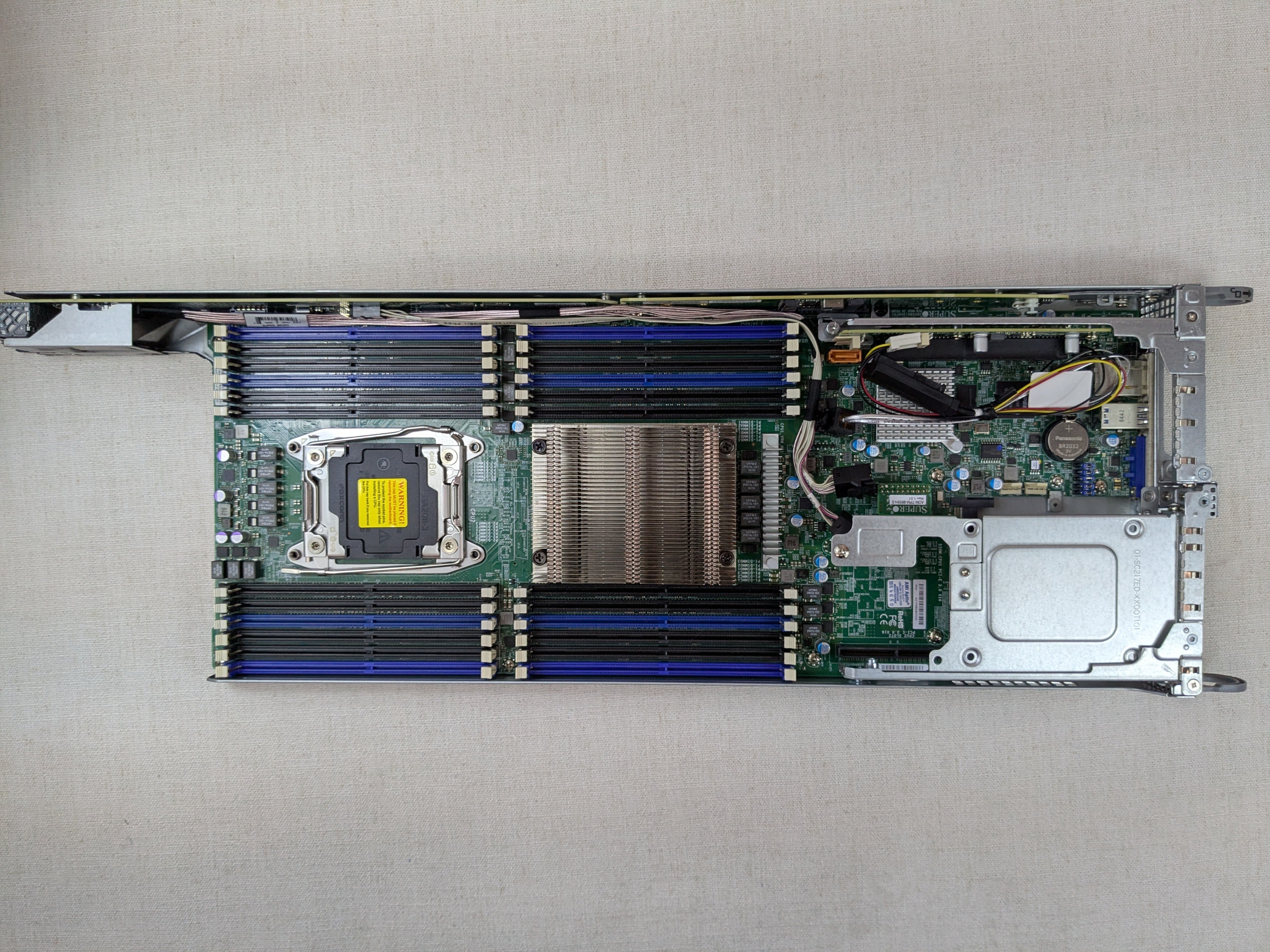 Rubrik R6408 / Supermicro 2U 12x 3.5" 4 Node CTO Server Chassis 4x X10DRT-B+