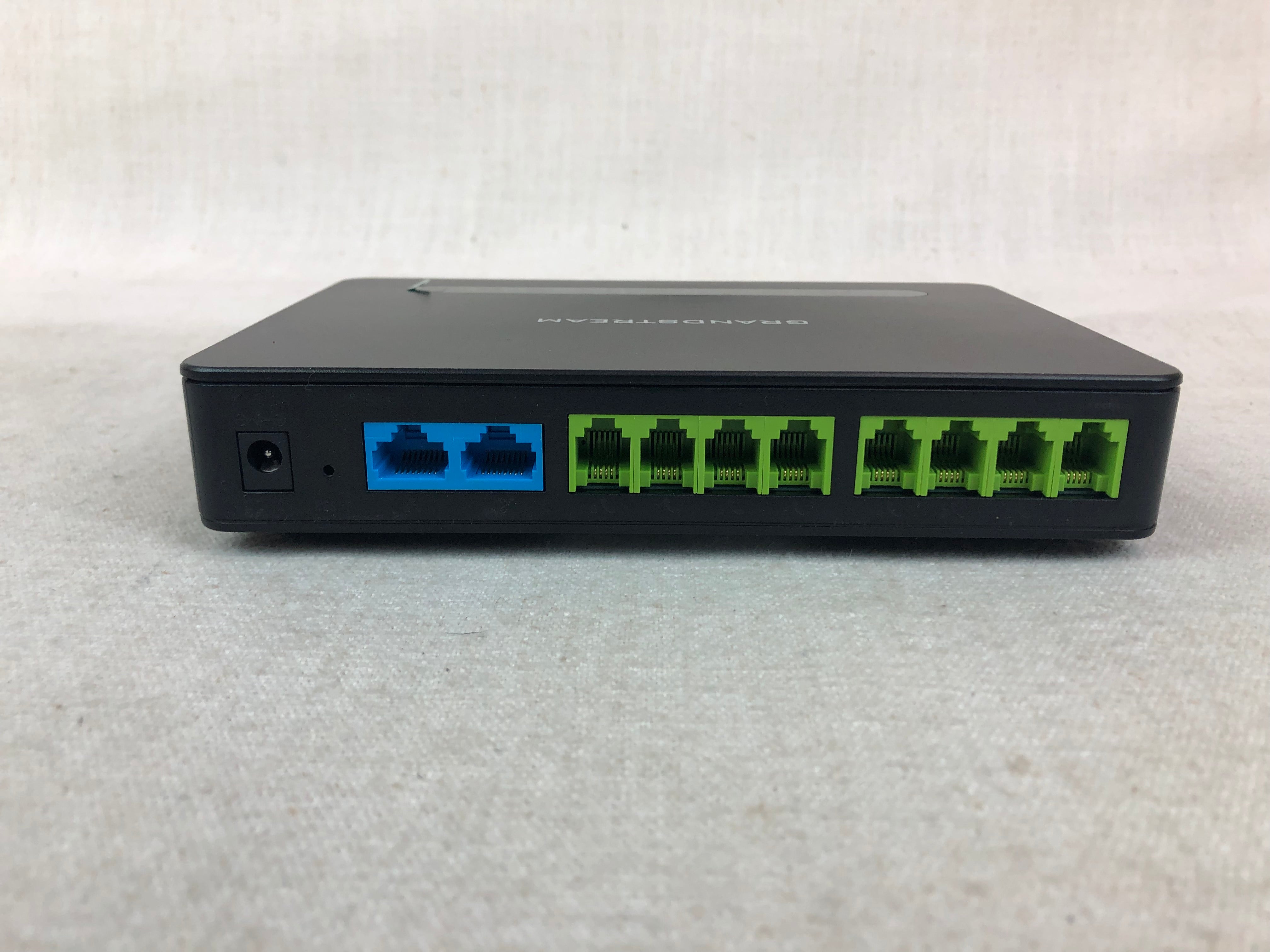 Grandstream HT818 Analog Telephone Adapter 8 FXS Gigabit Router | Open box