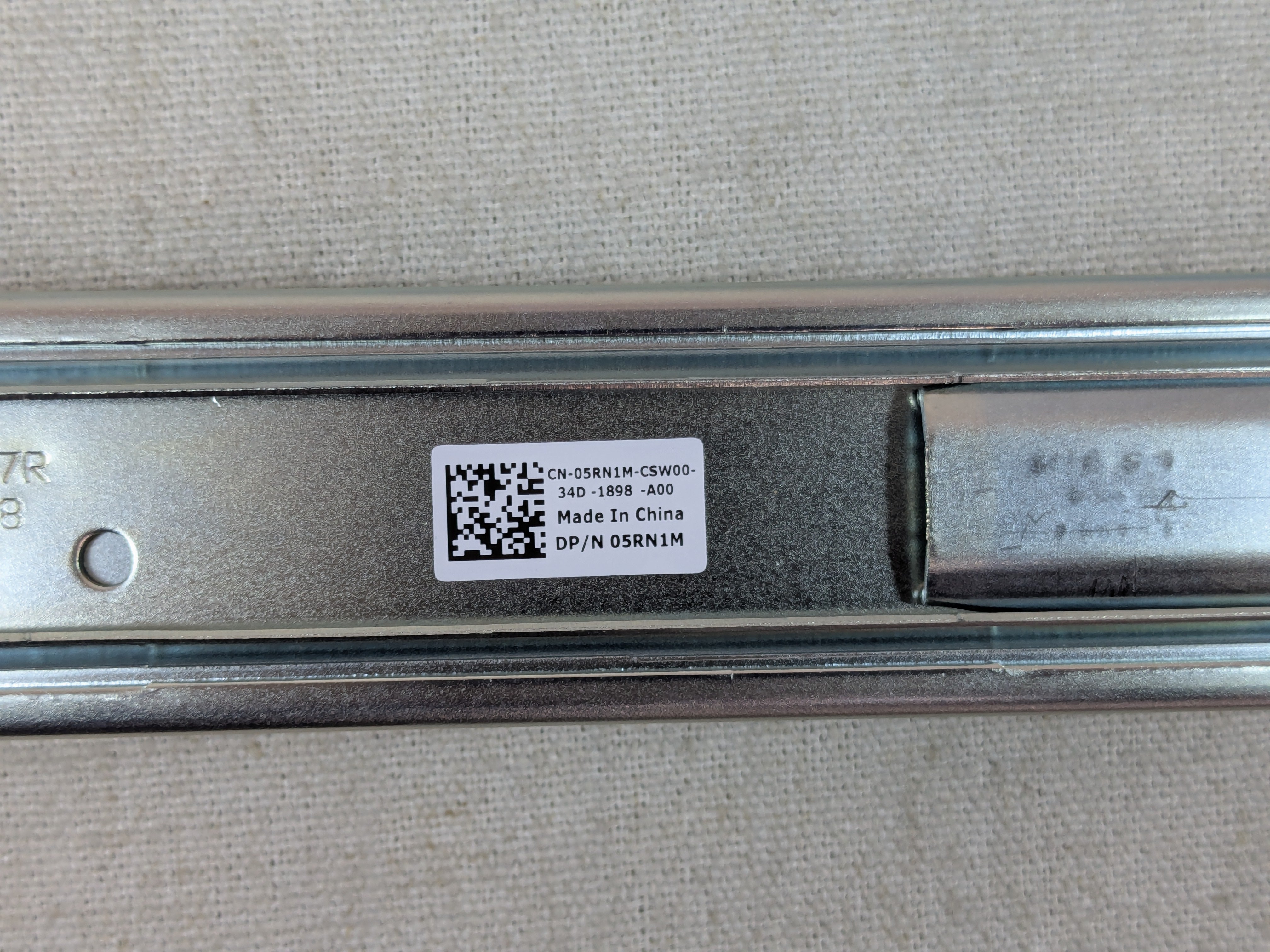 Dell 5RN1M 1U Rail Kit for PowerConnect 81xx N30xx N40xx S31xx S4xxx S5xxx S6xxx