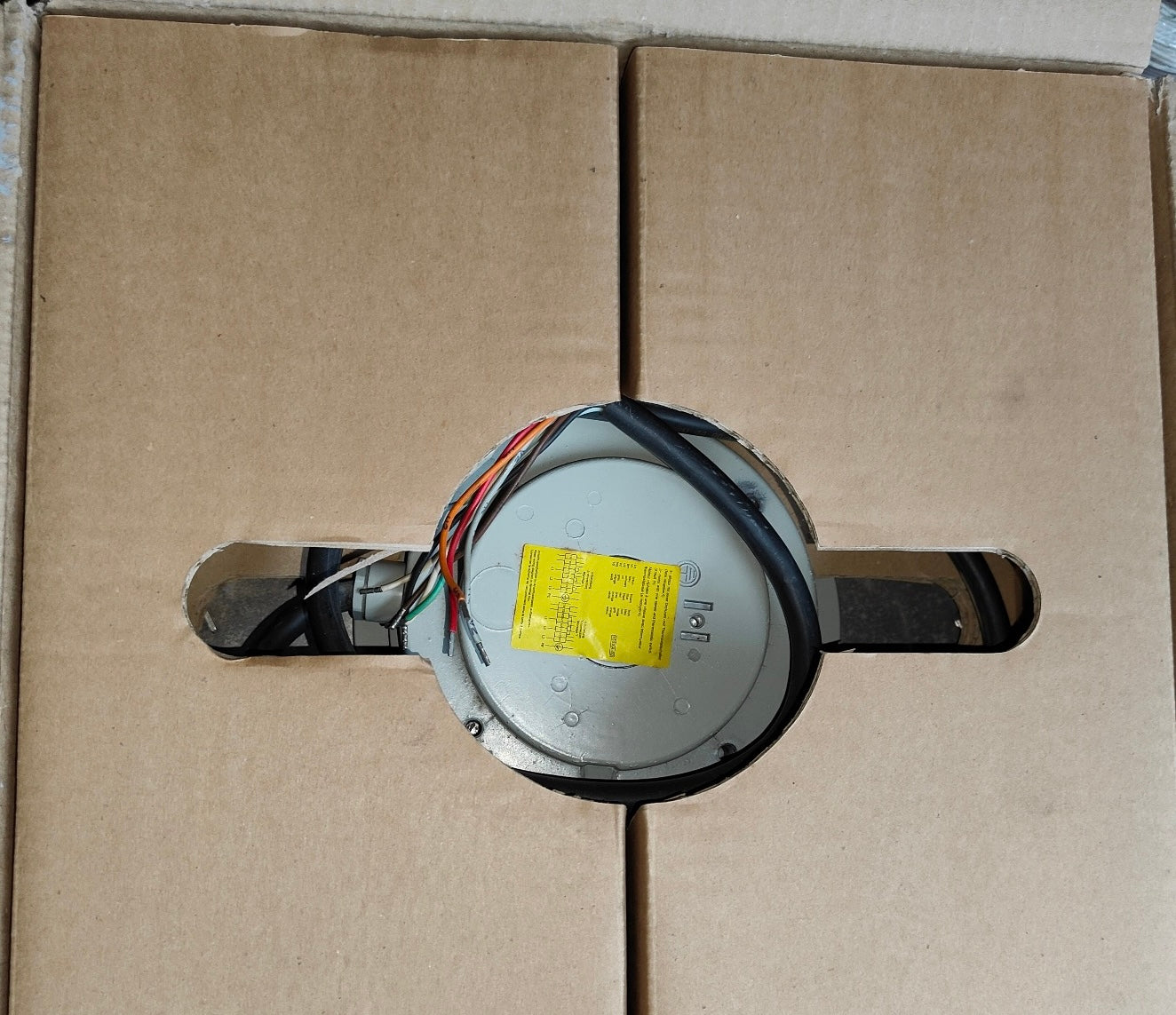 RH25M-2DK.3B.1R  ZIEHL-ABEGG centrifugal fan 3-230/400v 50HZ 2730RPM