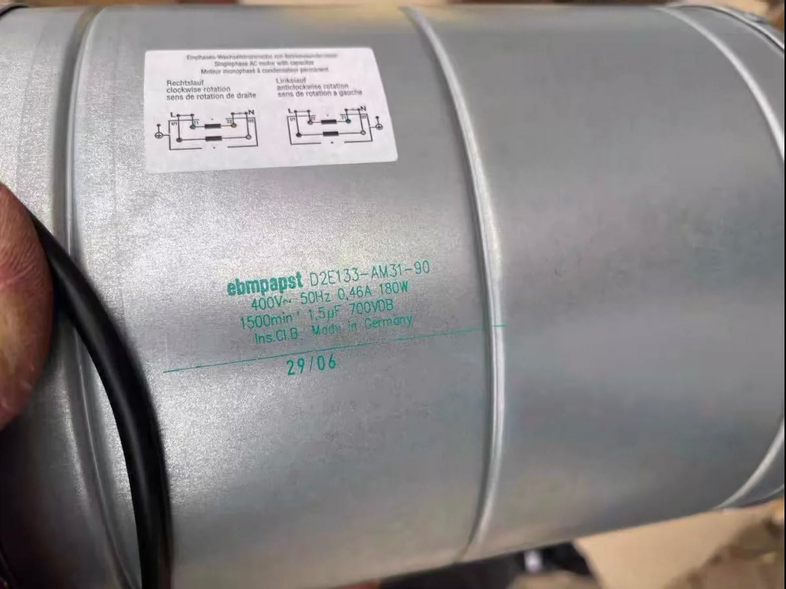 ebmpapst D2E133-AM31-09 fan 400VAC