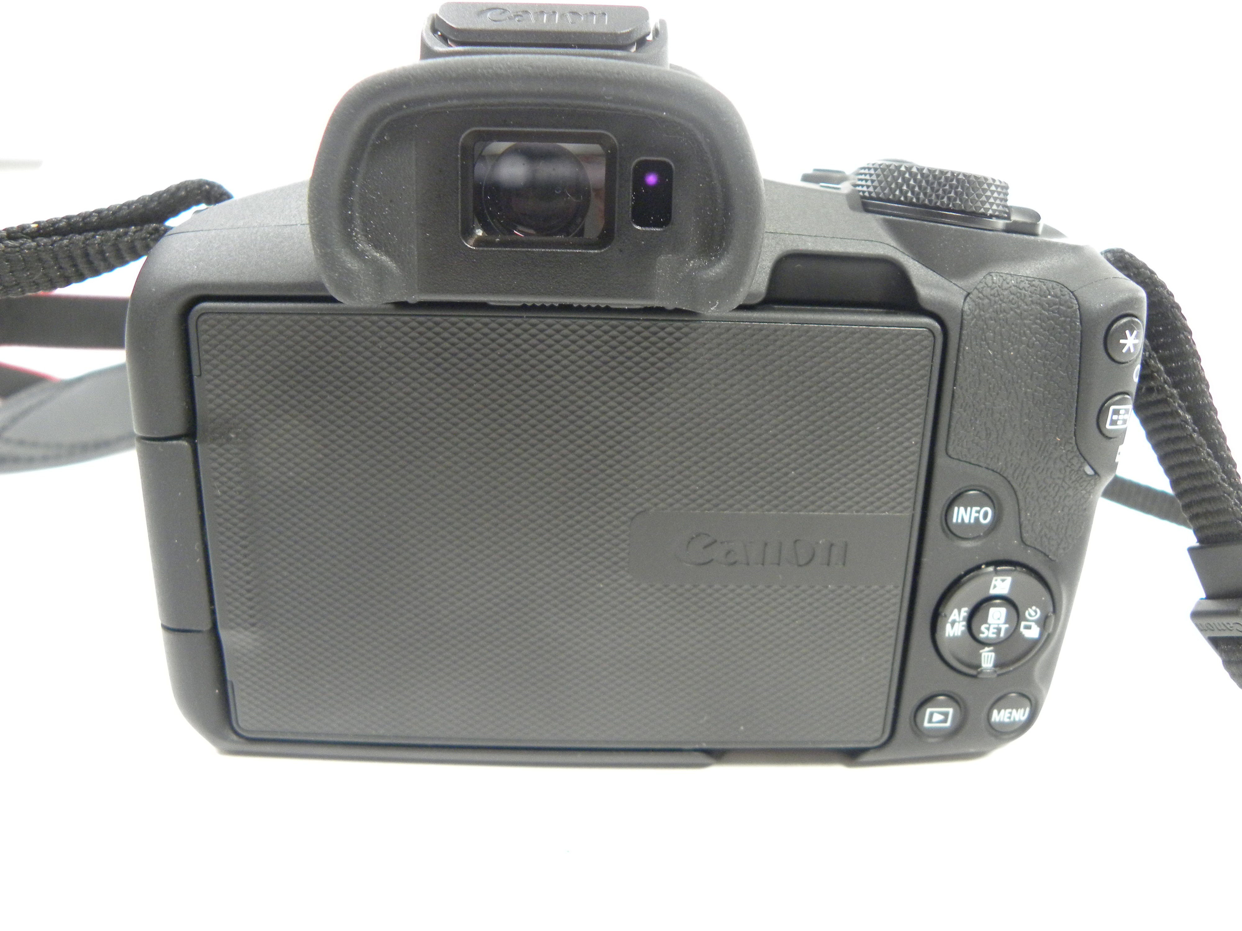 Canon EOS R50 24.2mp Digital Mirrorless w/RF-S 18-45mm Shutter Ct.