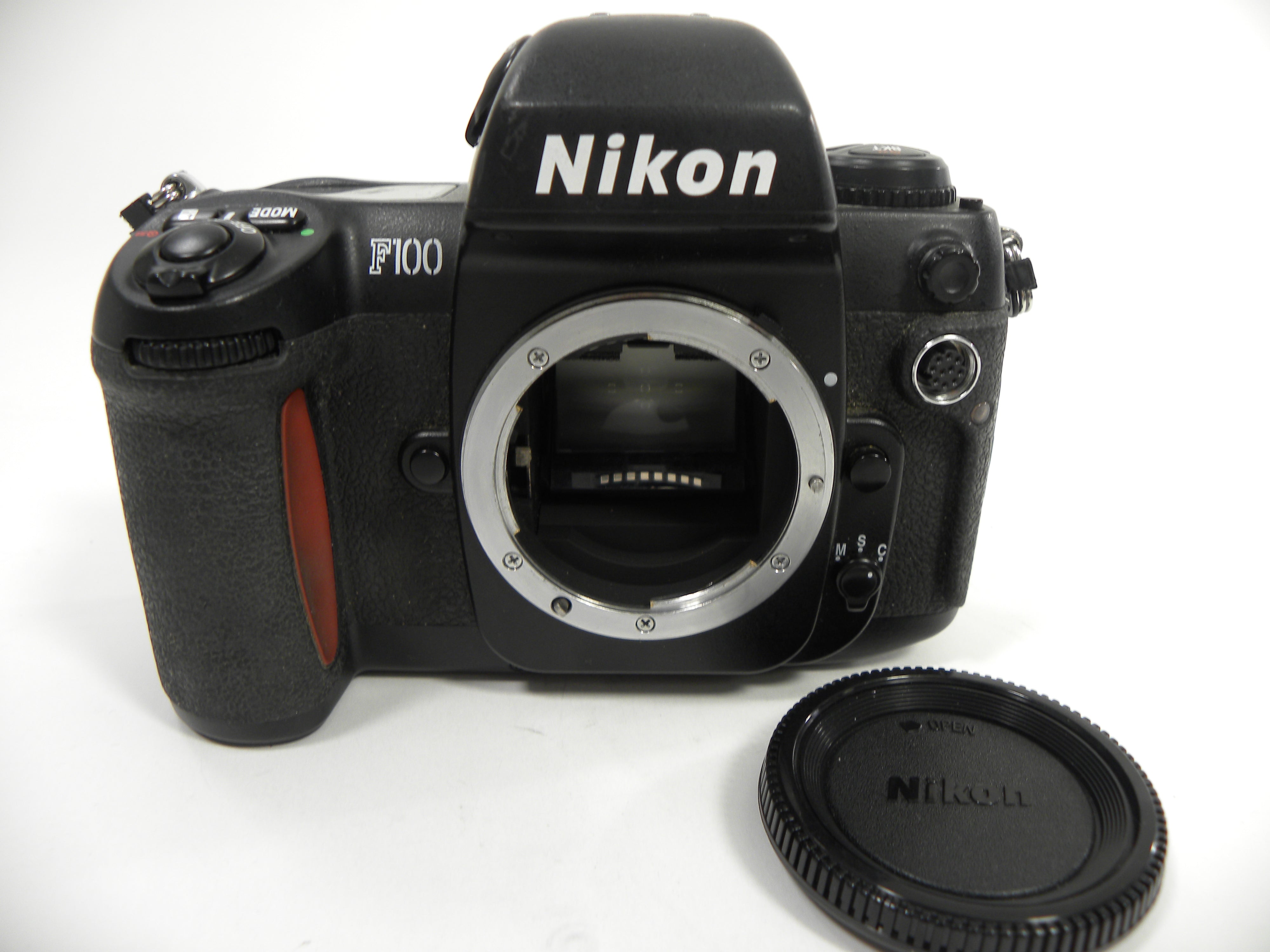 Nikon F100 35mm SLR film camera Body Only