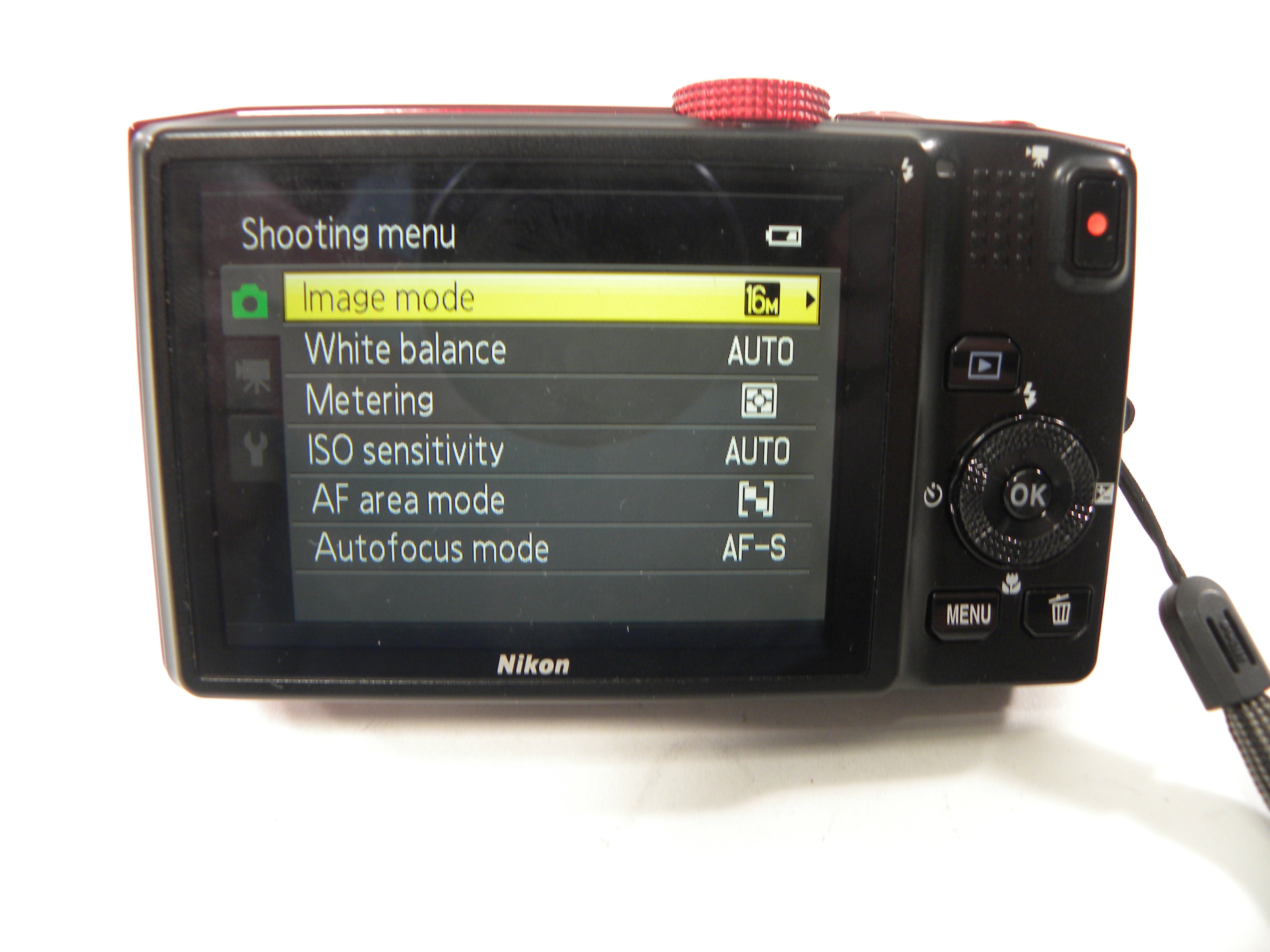 Nikon Coolpix S8200 16.1mp Digital Camera (Red)