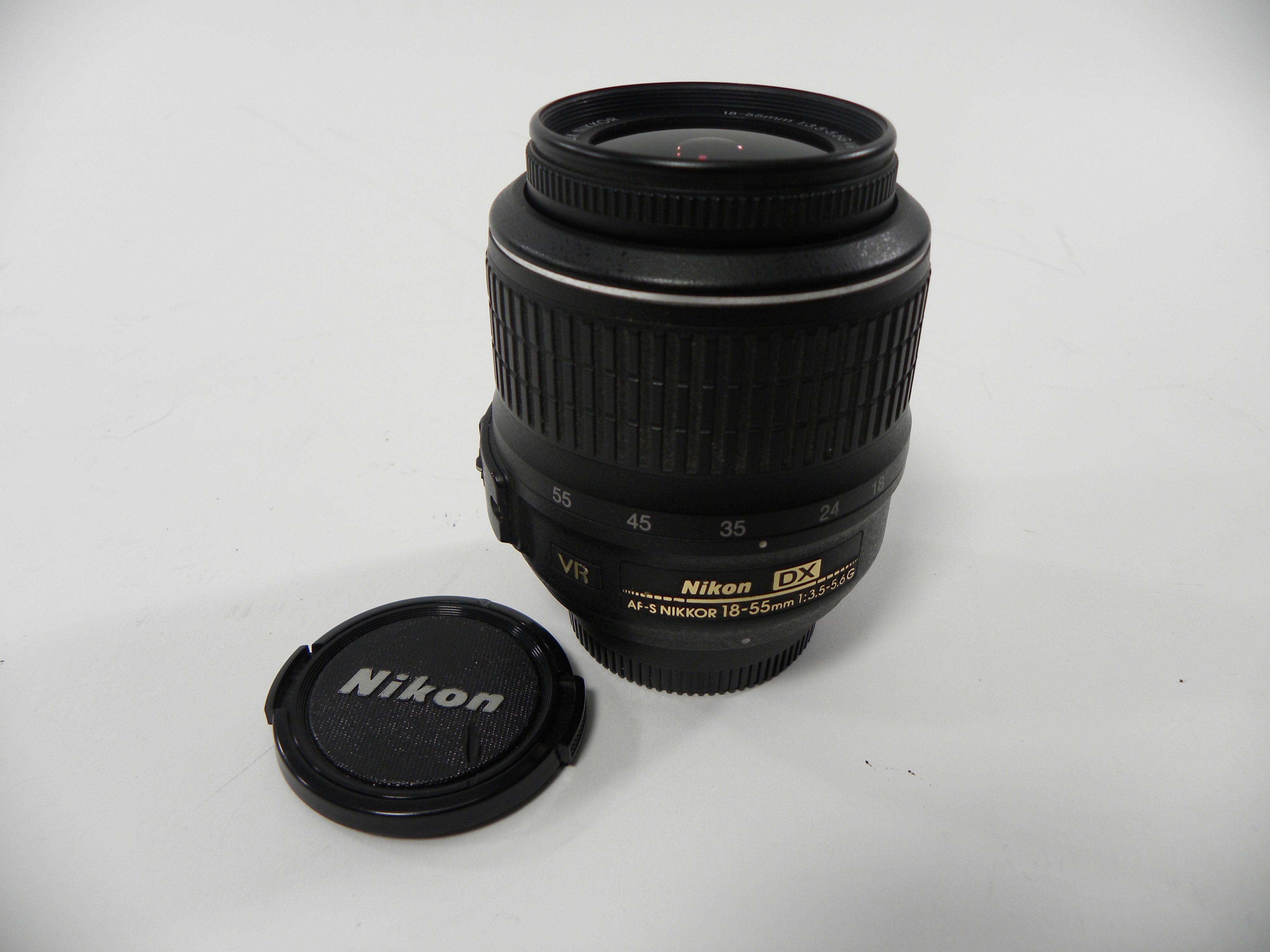 Nikon AF-S Nikkor DX VR 18-55mm f3.5-5.6G F Mount
