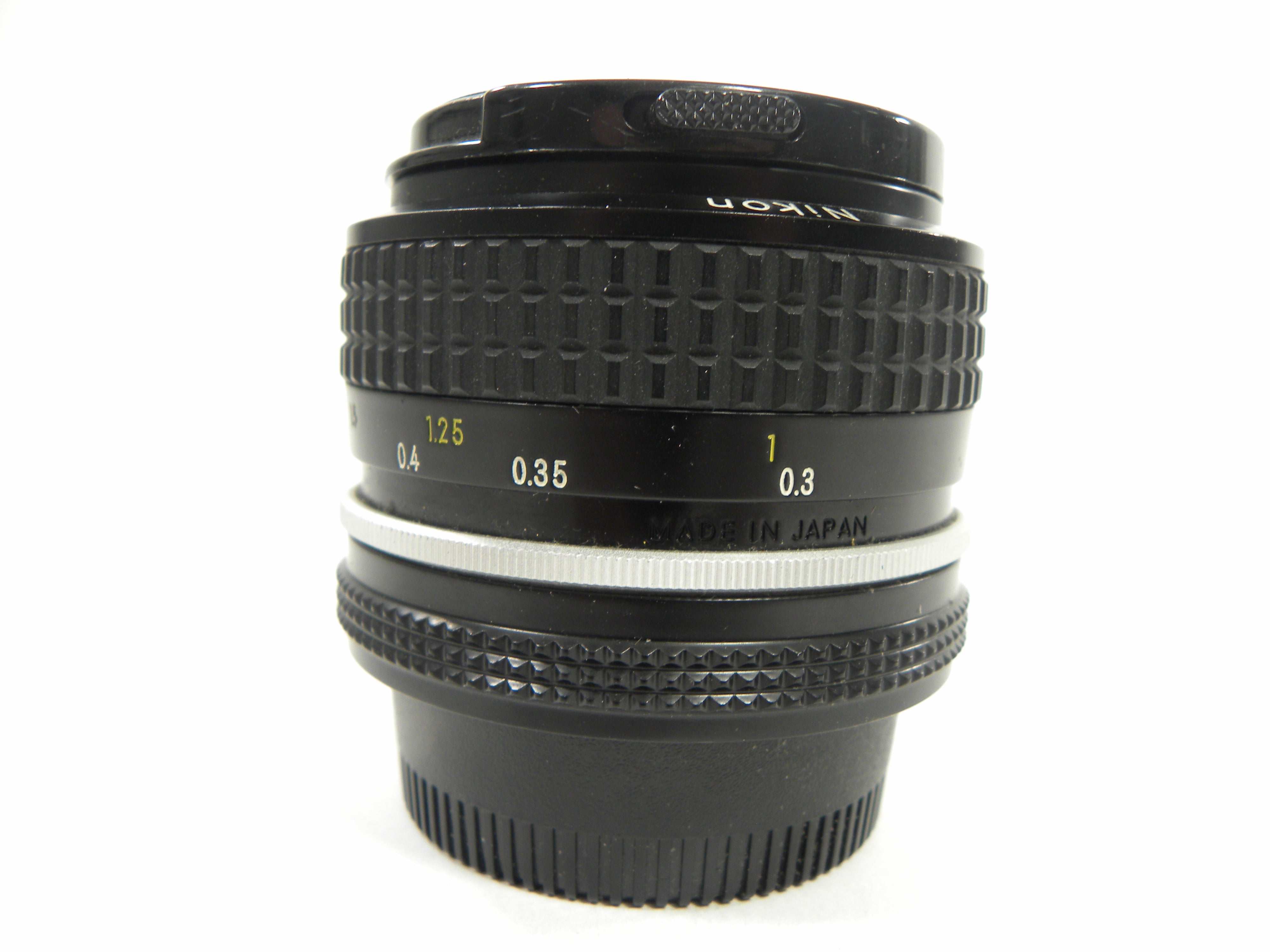 Nikon Nikkor 28mm f2.8 F Mount