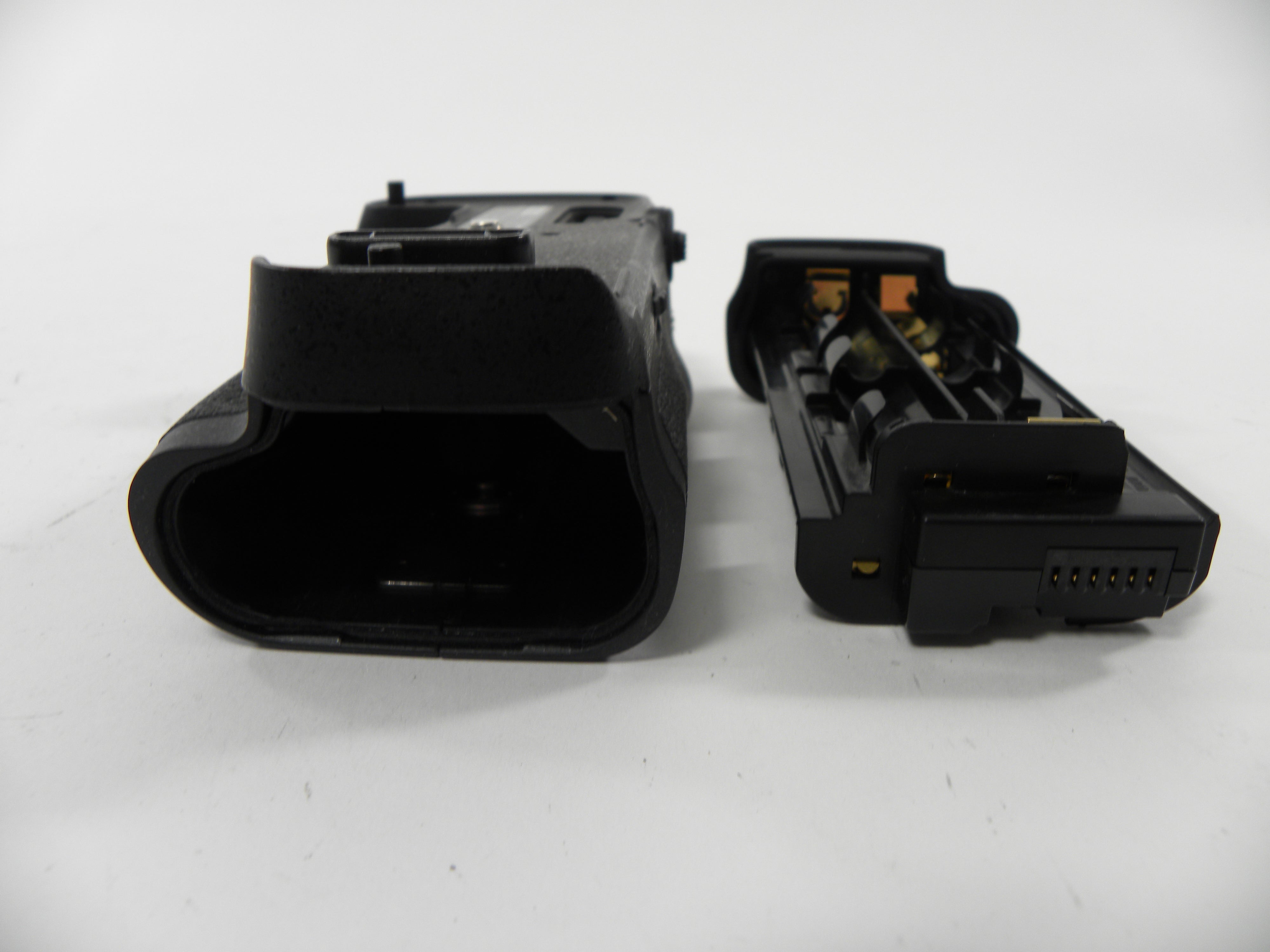 Nikon MB-D17 Battery Grip