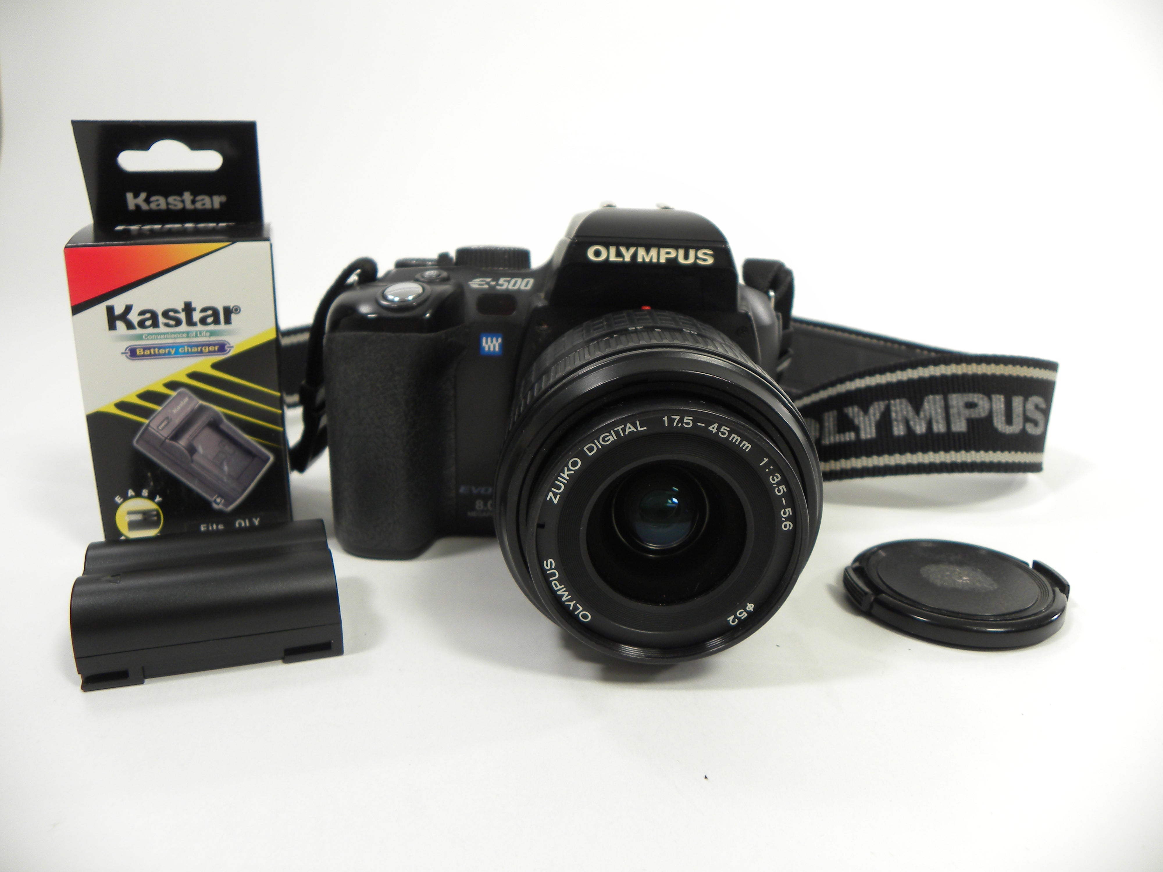 Olympus E-500 Evolt 8.0mp Digital SLR w/Zukio 17.5-45mm Shutter Ct. 17,209
