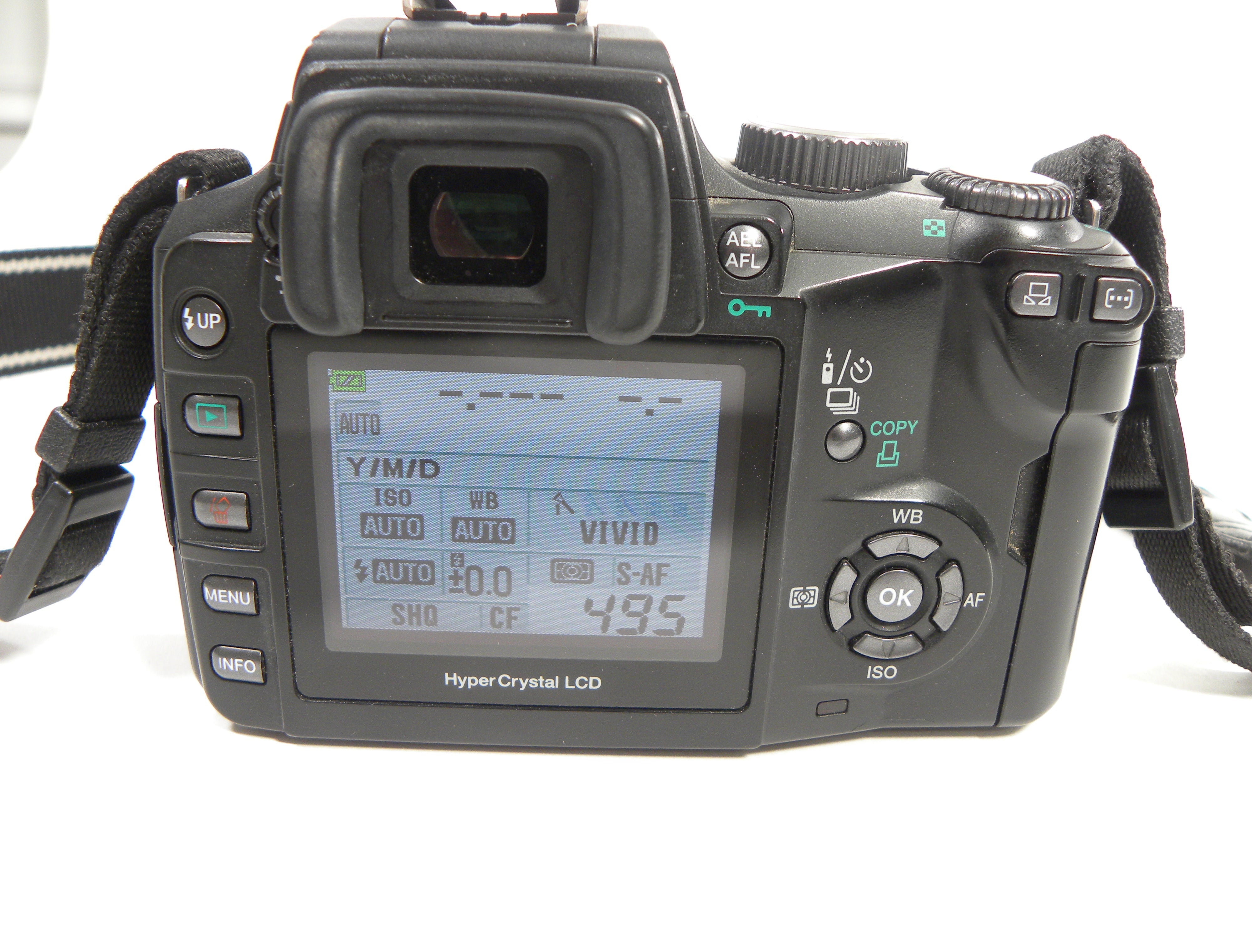 Olympus E-500 Evolt 8.0mp Digital SLR w/Zukio 17.5-45mm Shutter Ct. 17,209