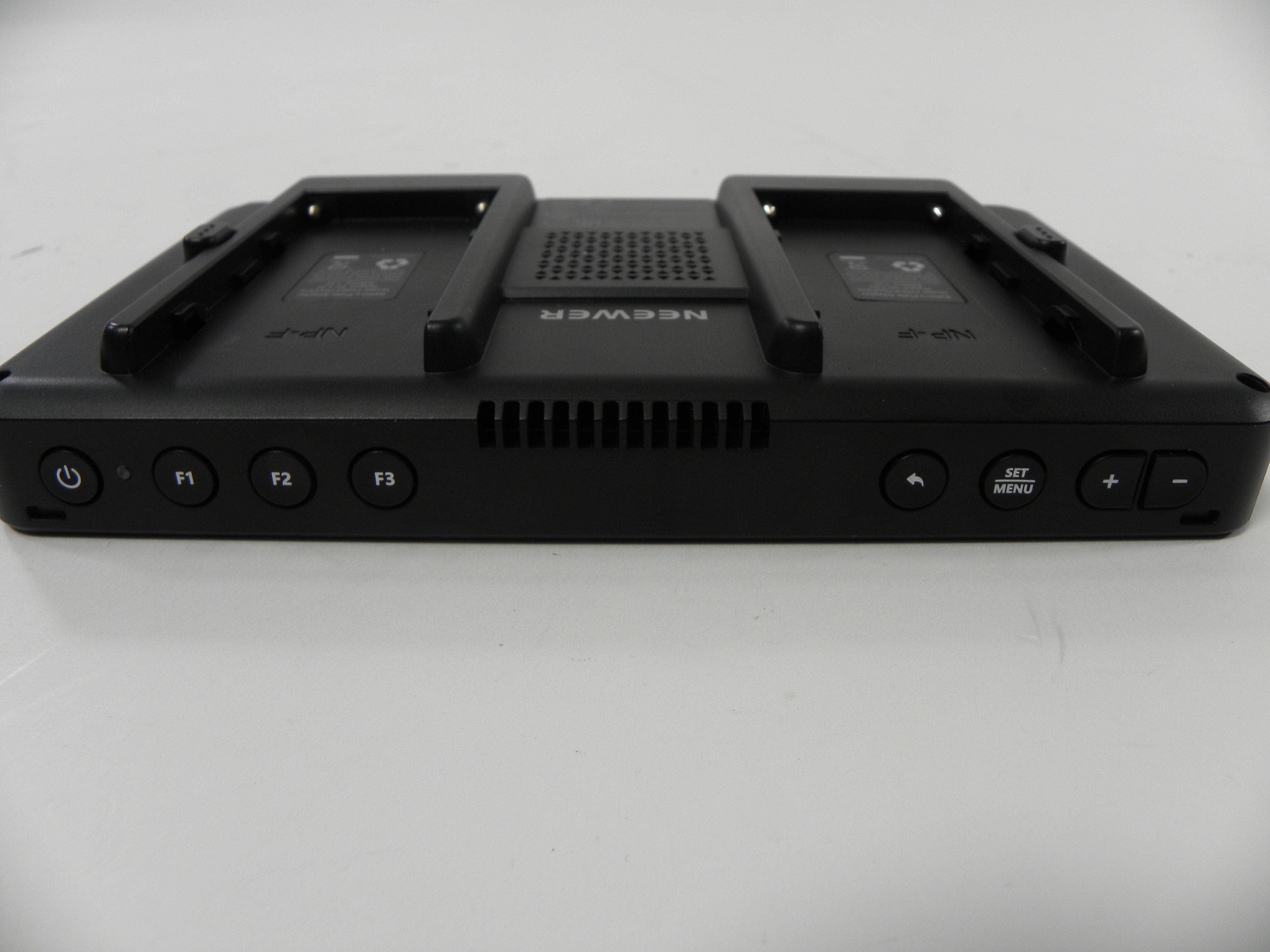 Neewer LCD Field Monitor Model F700