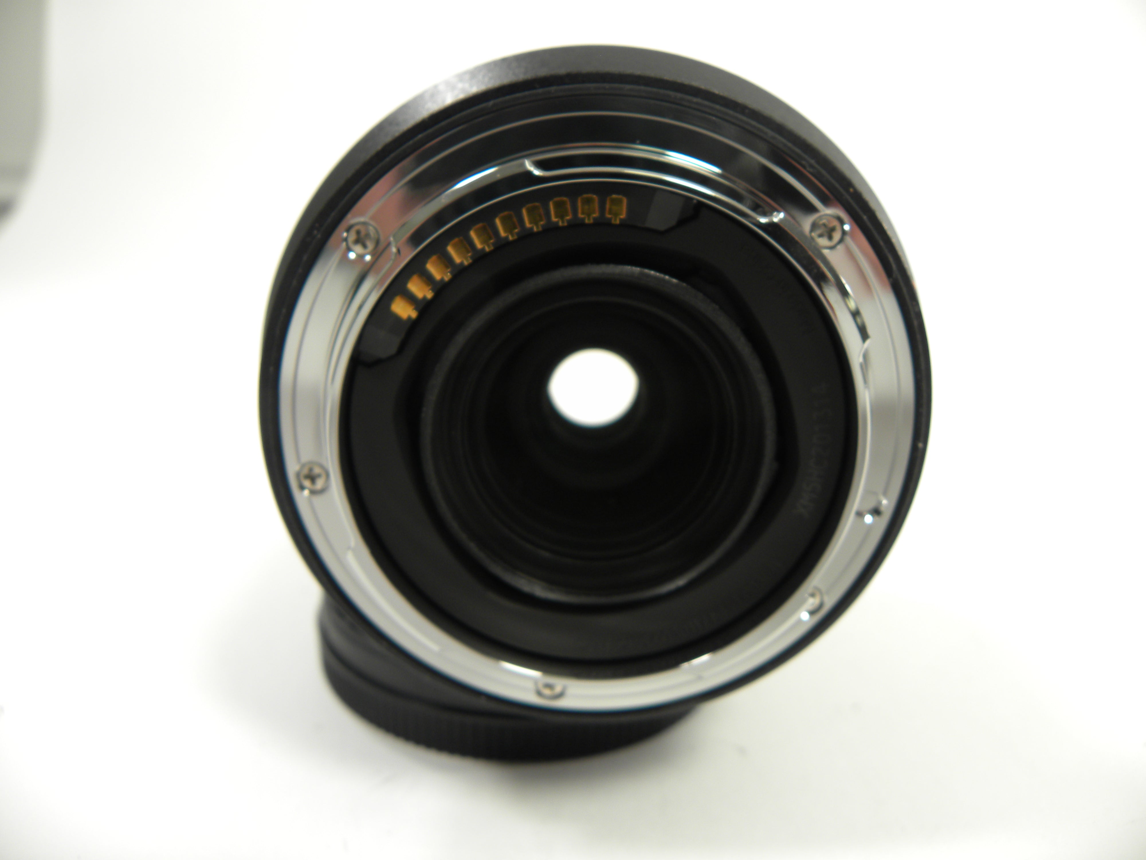 Panasonic Lumix S 28-200mm f4-7.1 L Mount