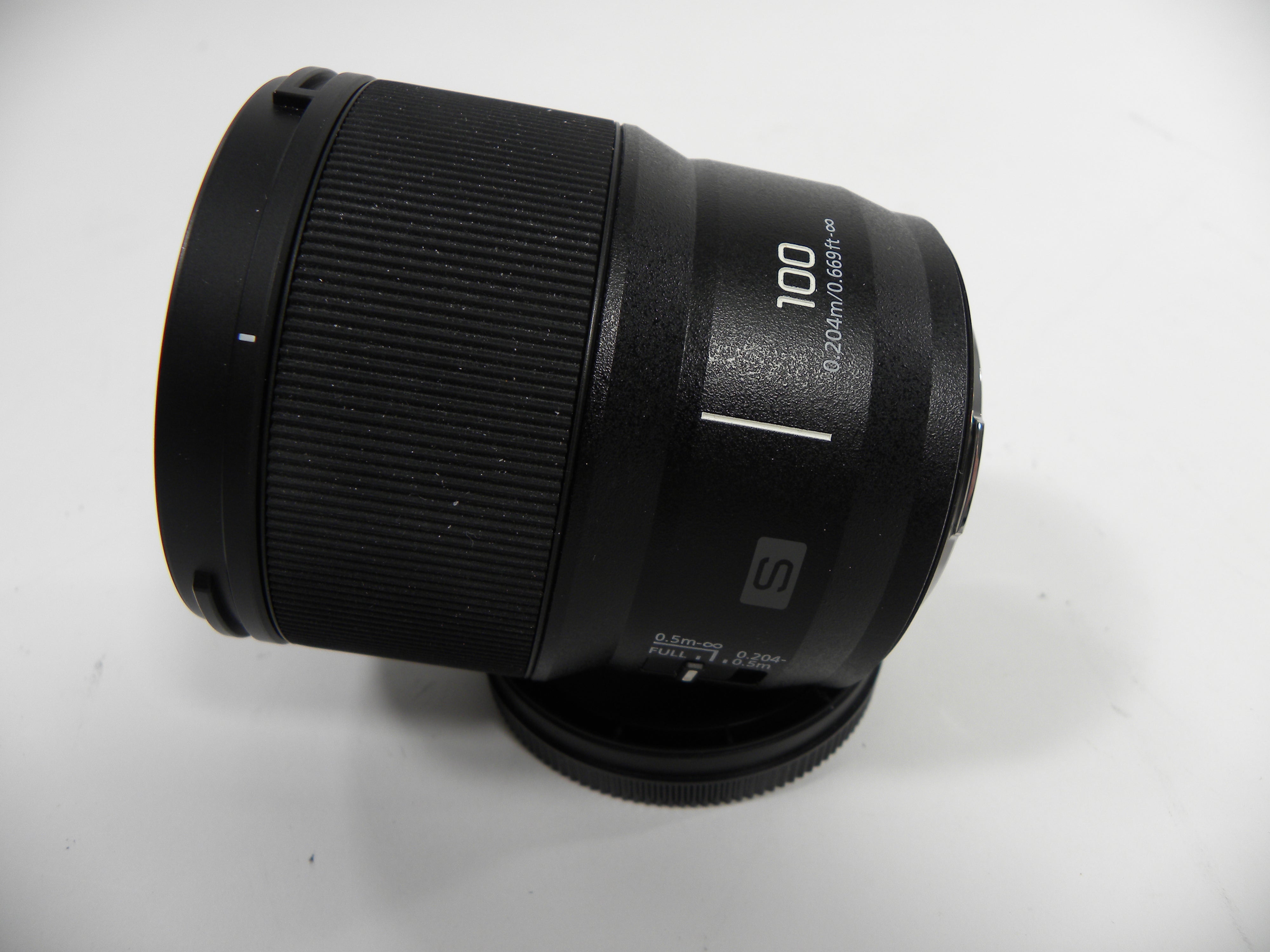 Panasonic Lumix S-E100 100mm f2.8 L Mount lens