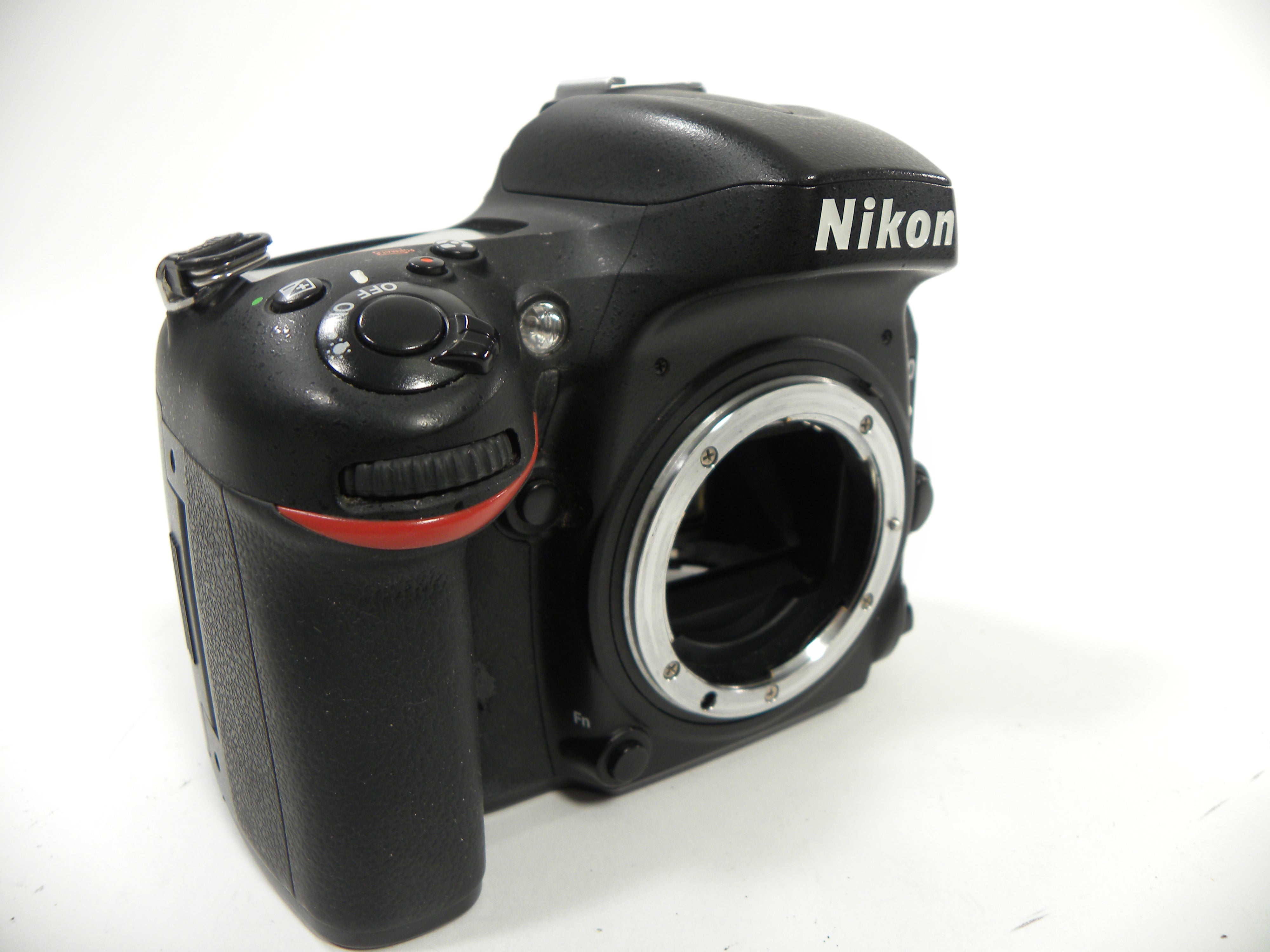 Nikon D610 FX 24.3mp Digital SLR body only Shutter Ct. 45,949