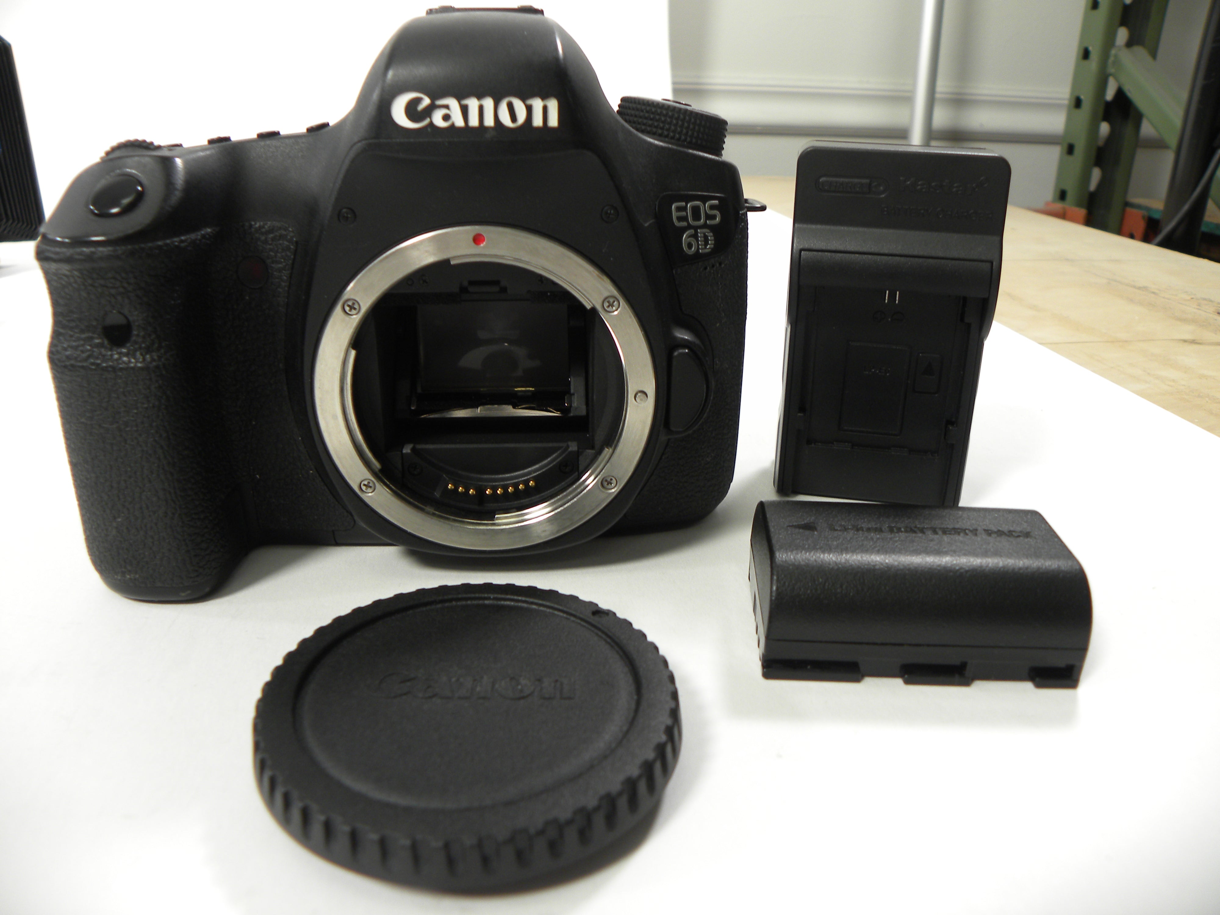 Canon EOS 6D 20.2mp Digital SLR Body Only Shutter Ct. 72,503