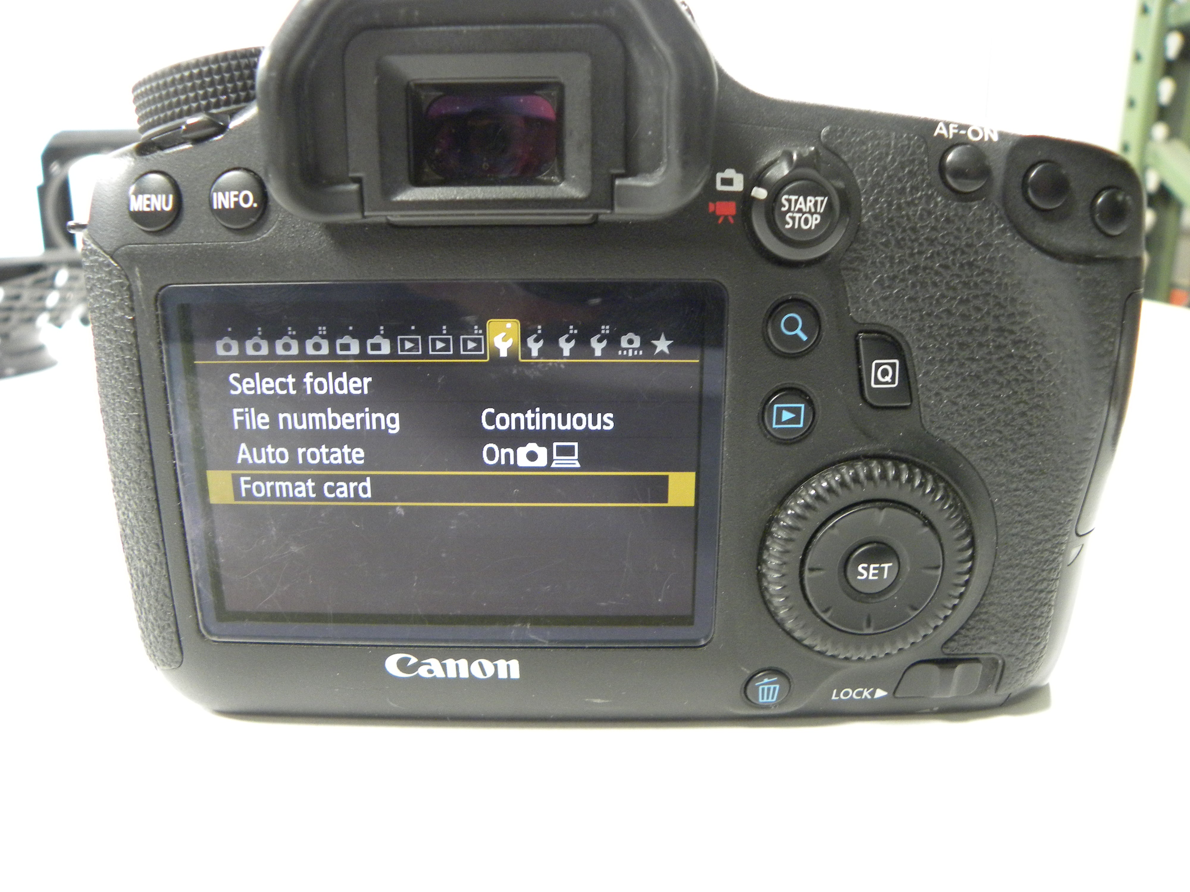 Canon EOS 6D 20.2mp Digital SLR Body Only Shutter Ct. 72,503
