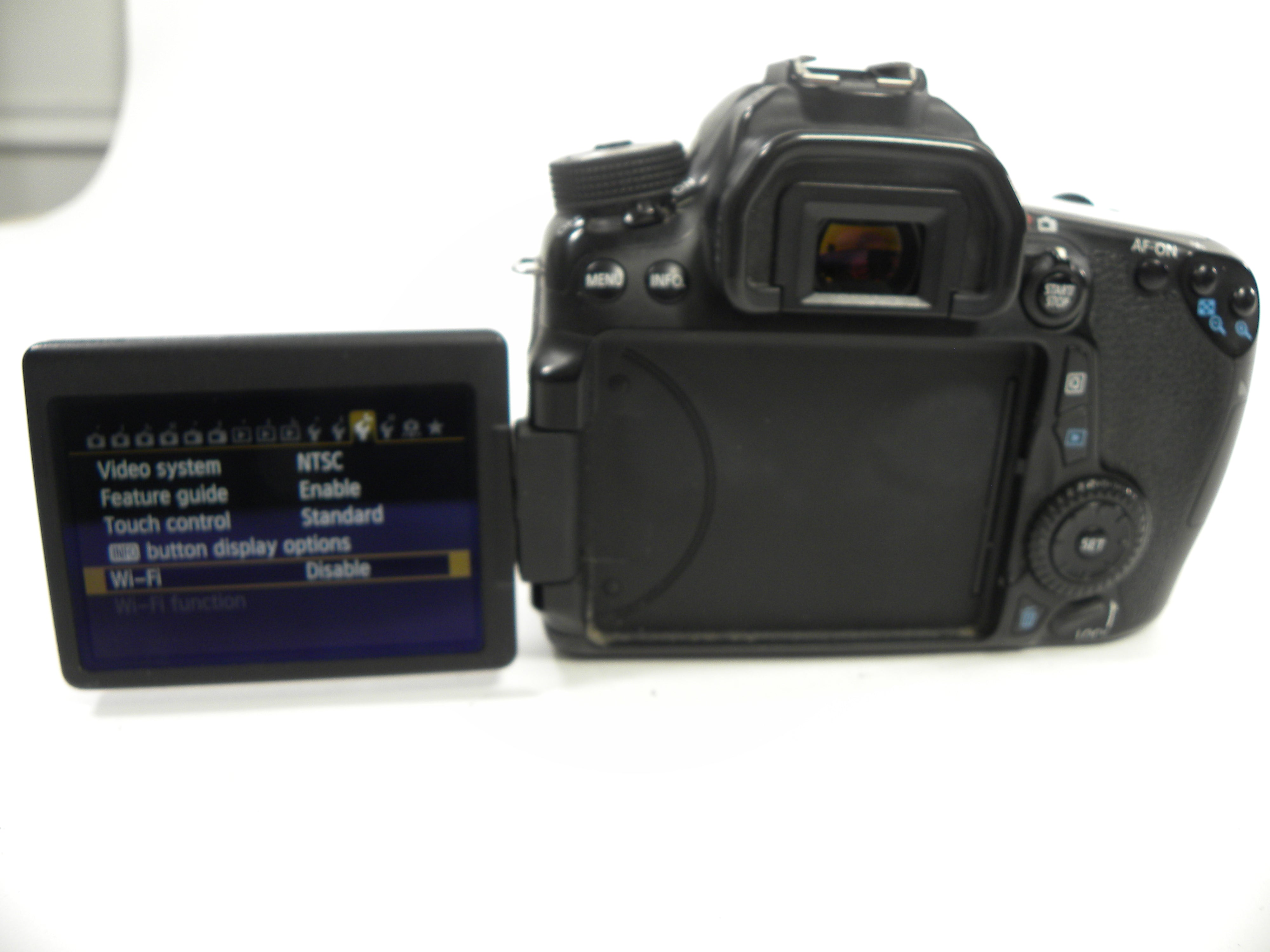 Canon EOS 70D 20mp Digital SLR Body Only Shutter Ct. 59,309