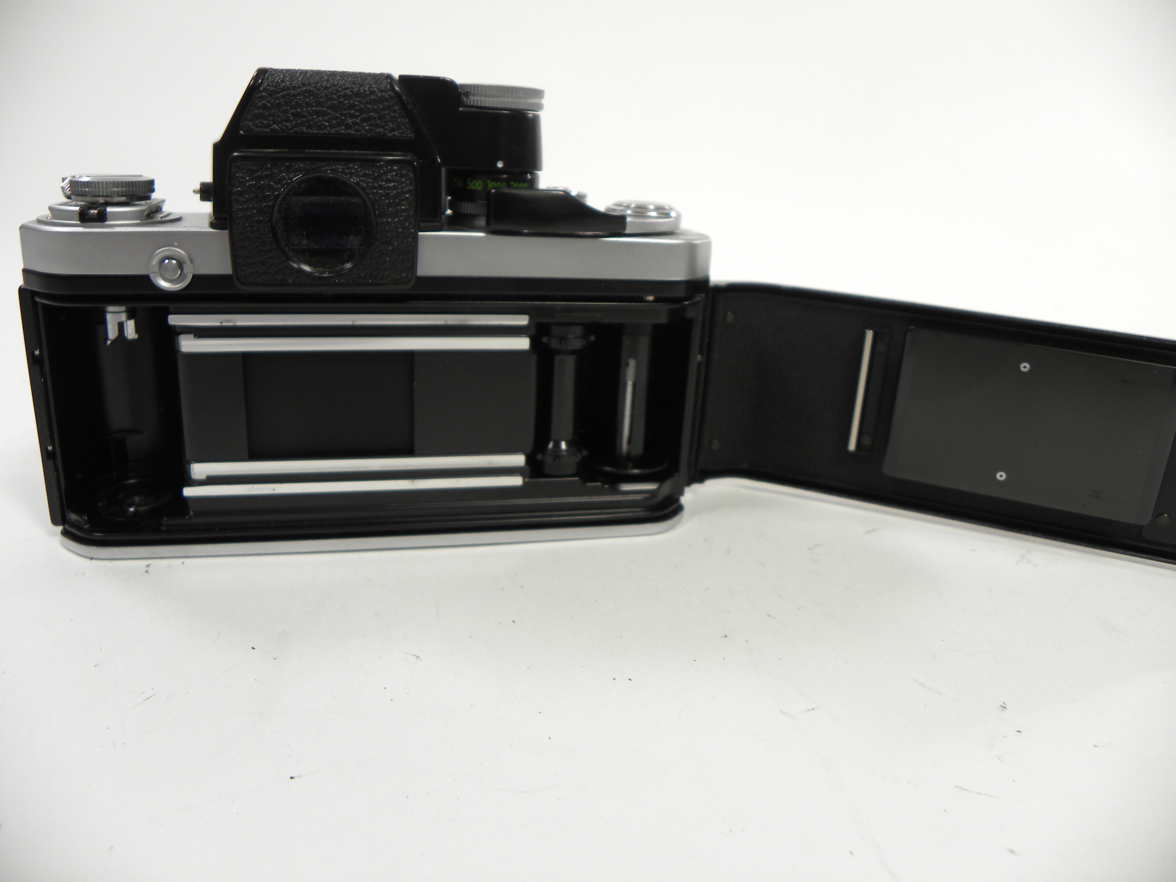 Nikon F2 35mm SLR Body Only w/Focusing Screen A/ DP-1 Prism AS IS NO RETURNS!
