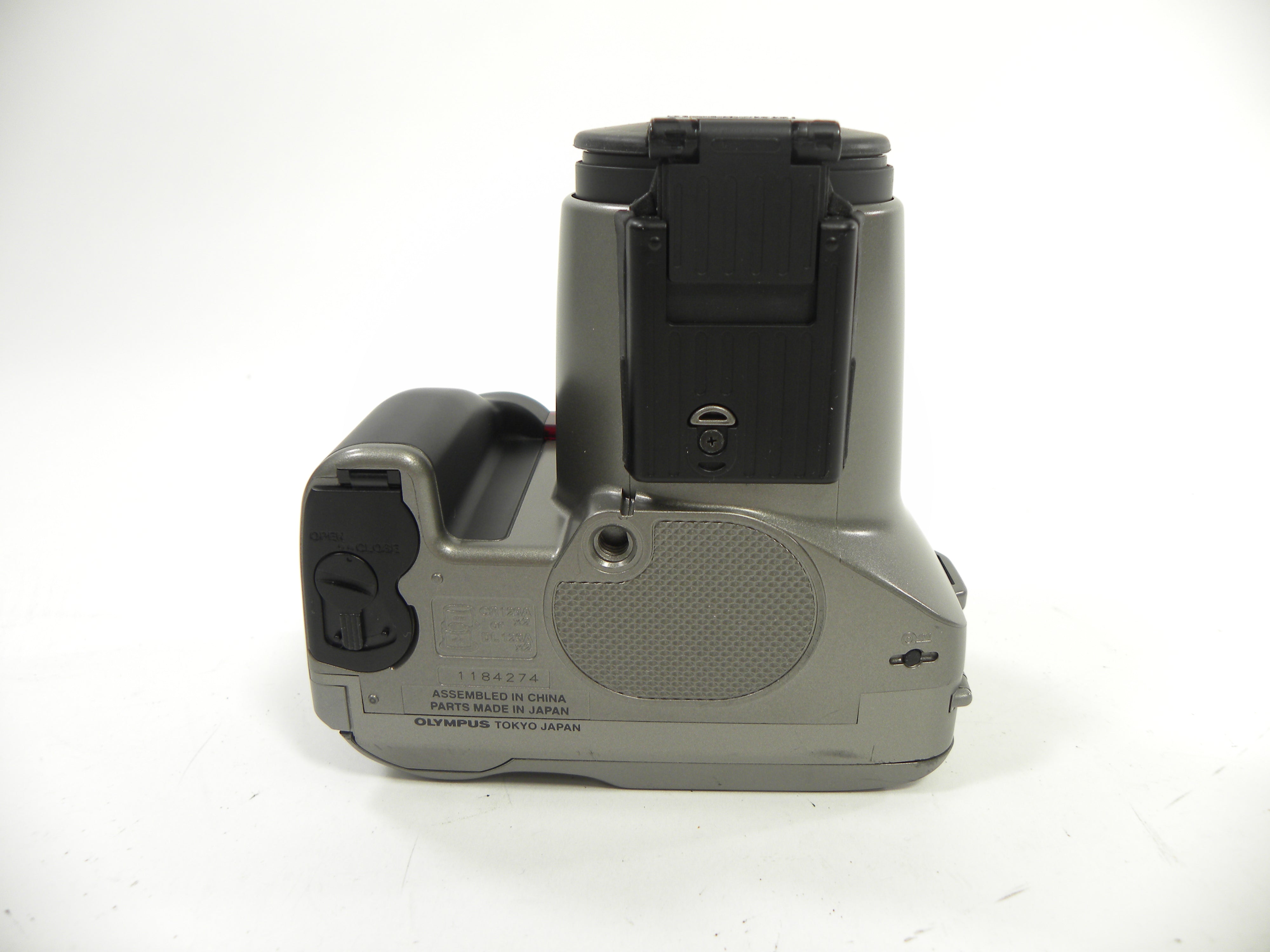 Olympus IS-30 DLX 35mm Camera