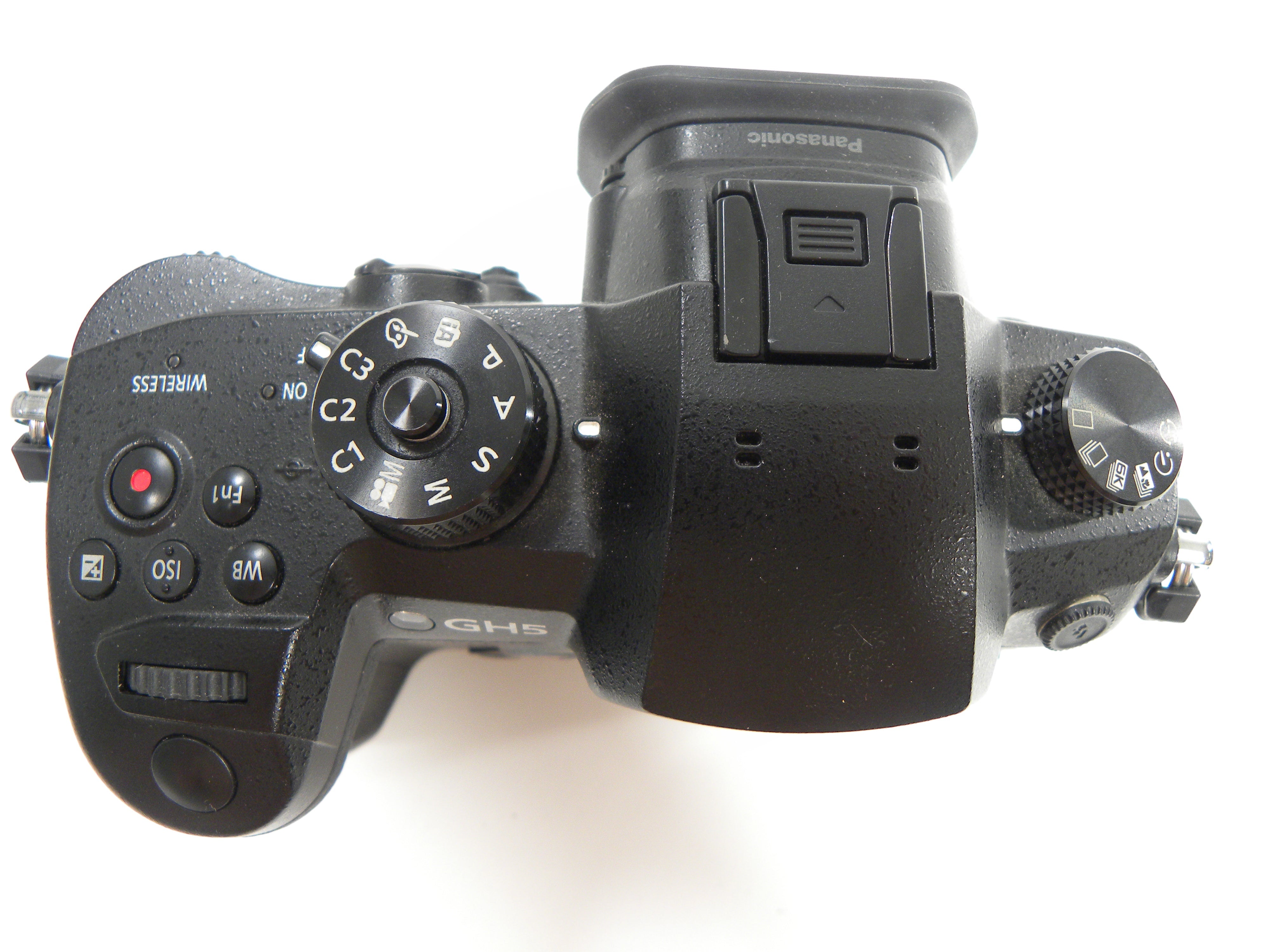 Panasonic Lumix GH5 20.3mp Digital Mirrorless Body Only Shutter Ct. 3,193