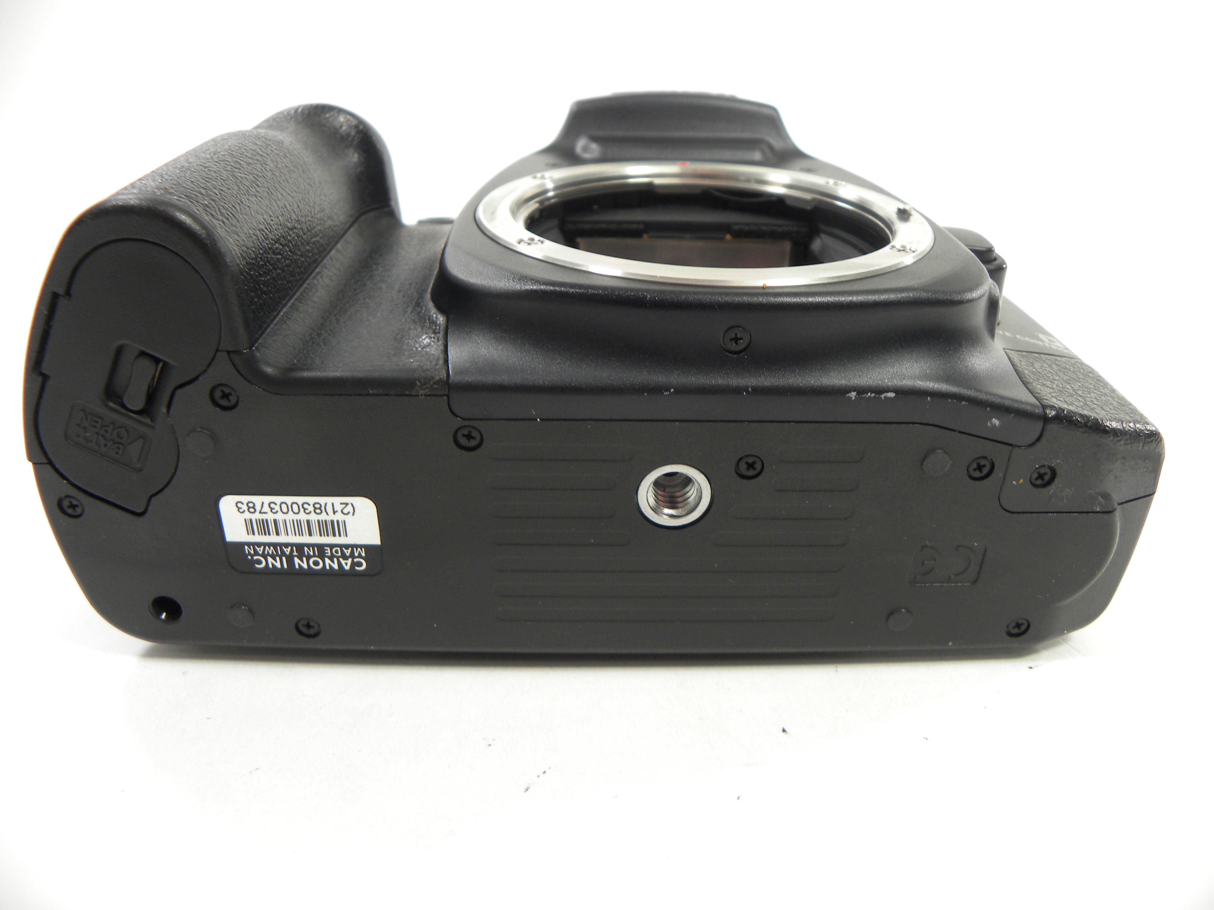 Canon EOS Elan 7e 35mm SLR Body only