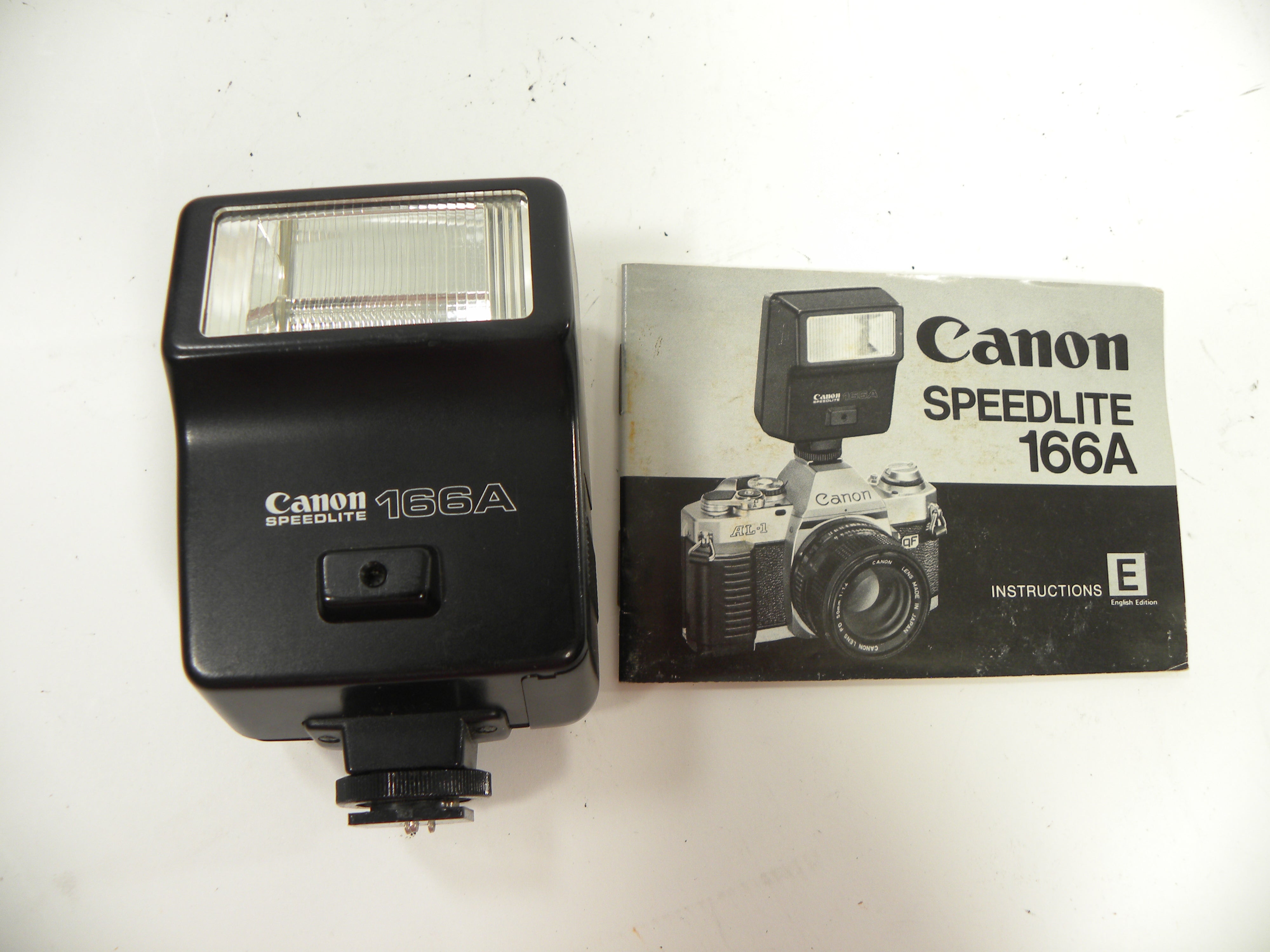 Canon Speedlite 166A Shoe Mount Flash