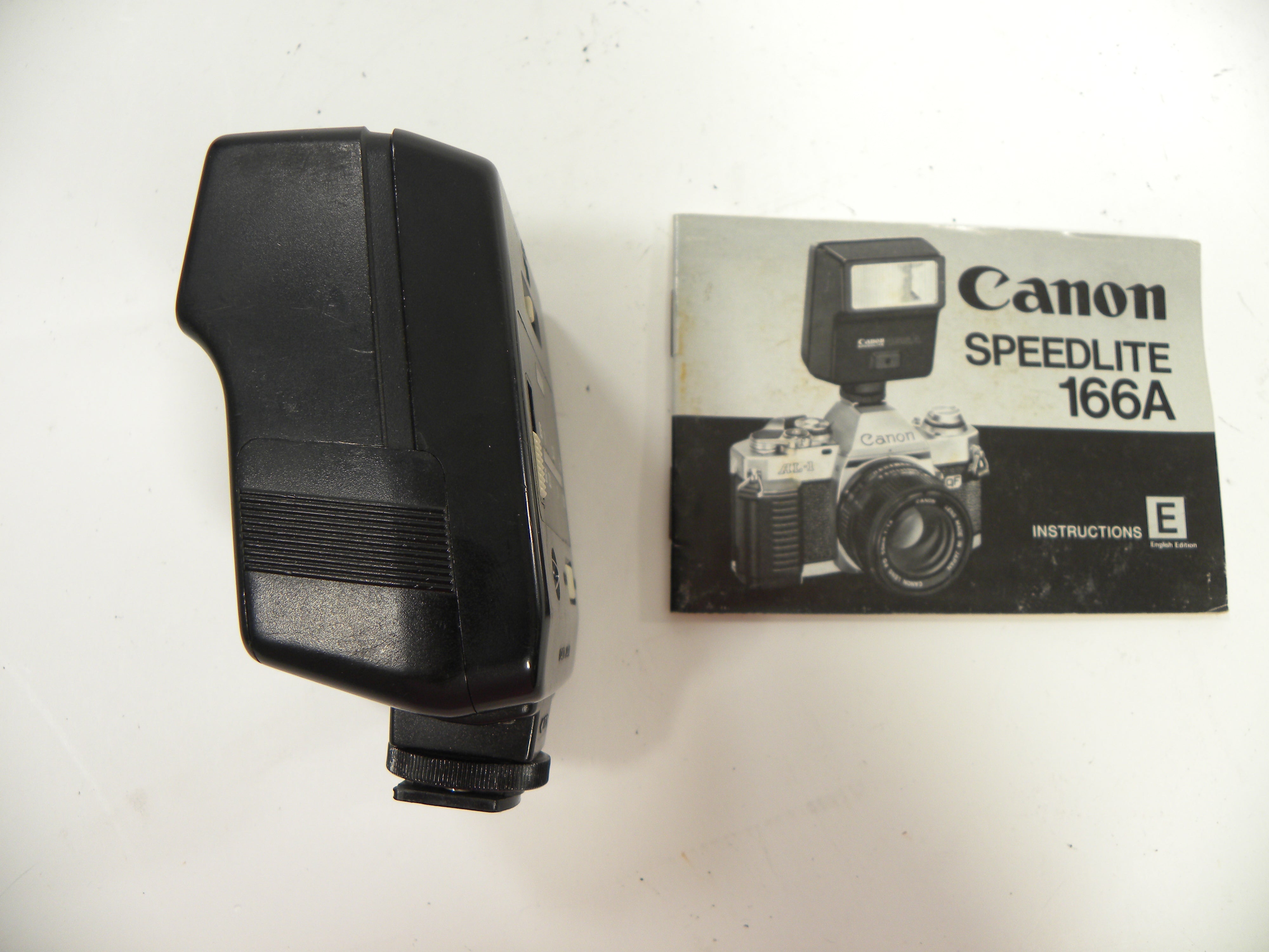Canon Speedlite 166A Shoe Mount Flash