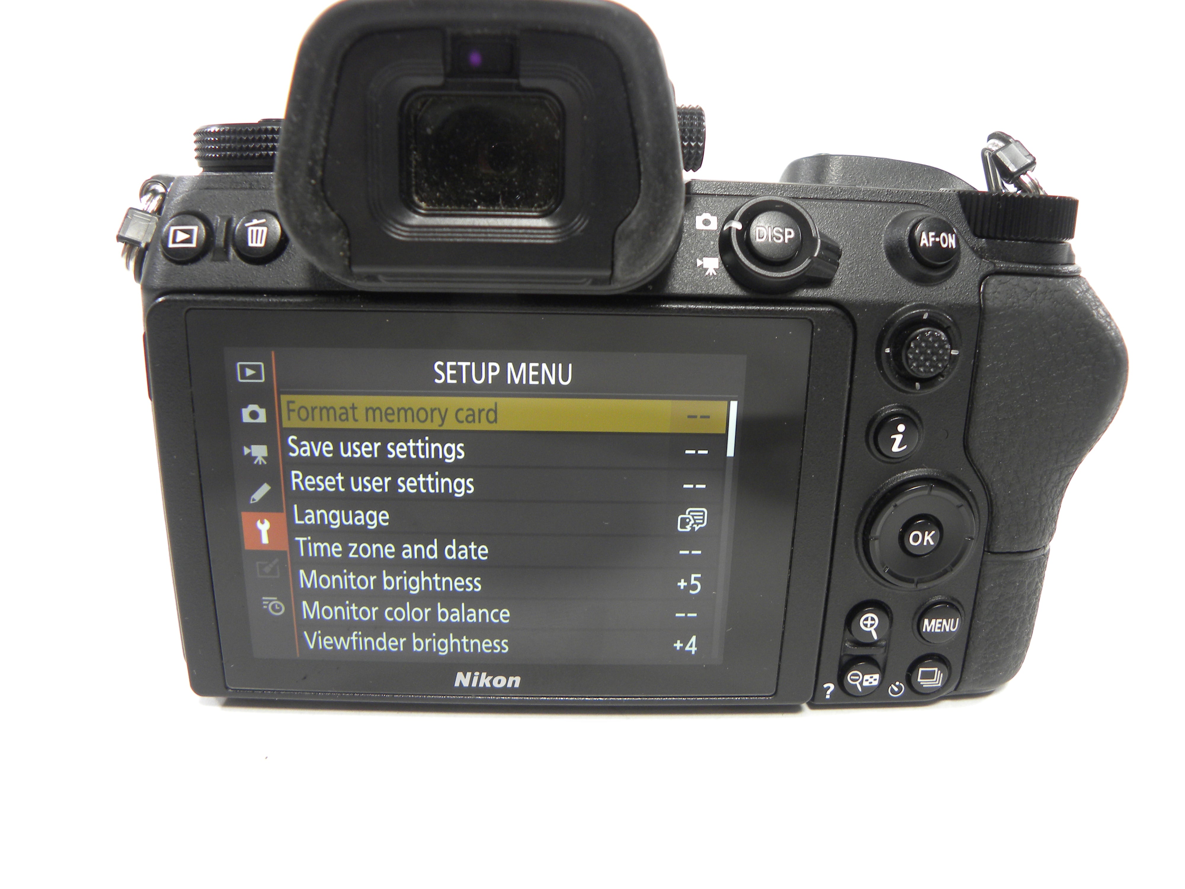 Nikon Z6 24.5mp Digital Mirrorless Camera Body Only Shutter ct. 6,052
