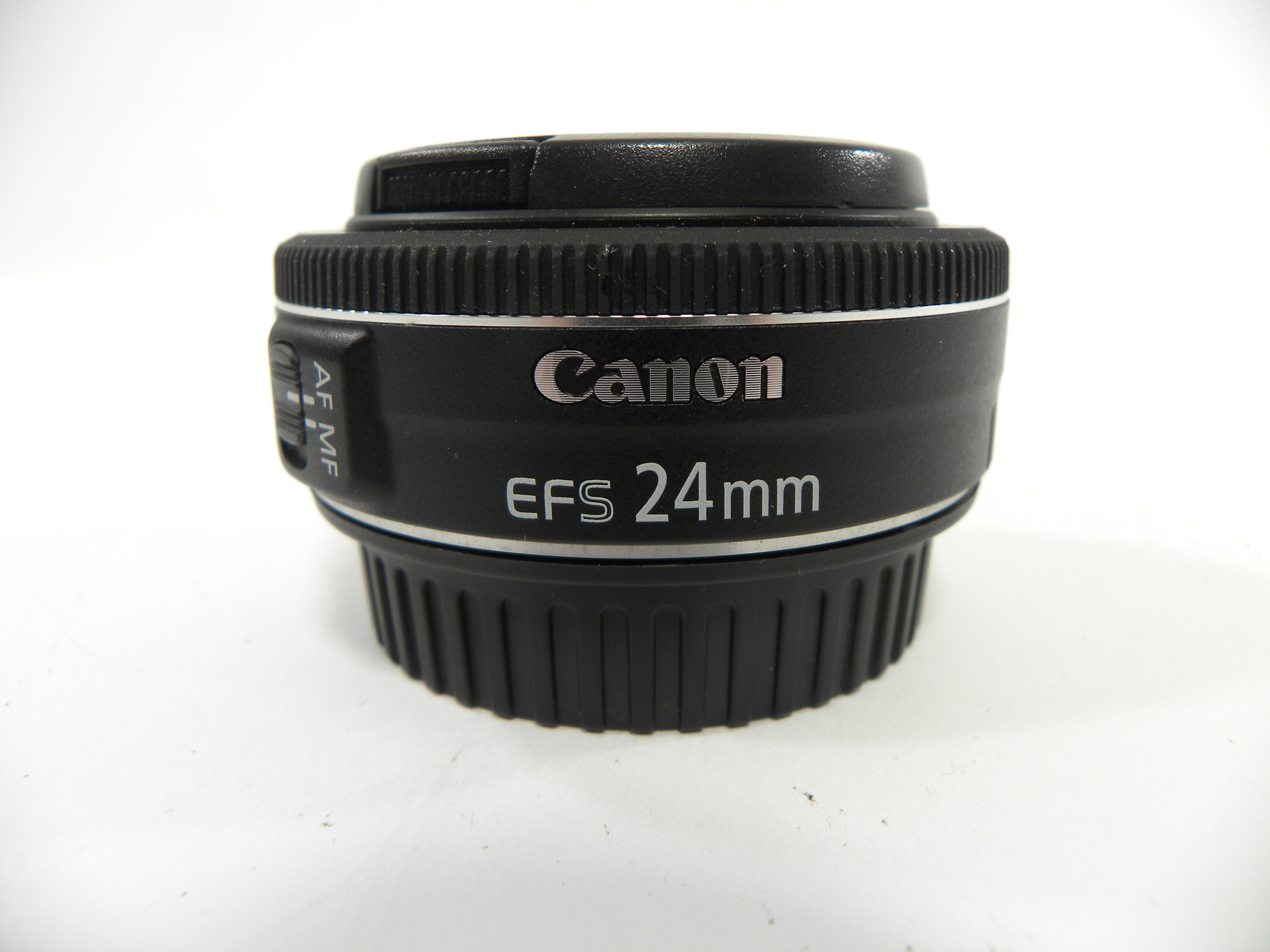 Canon EF-S 24mm f2.8 STM