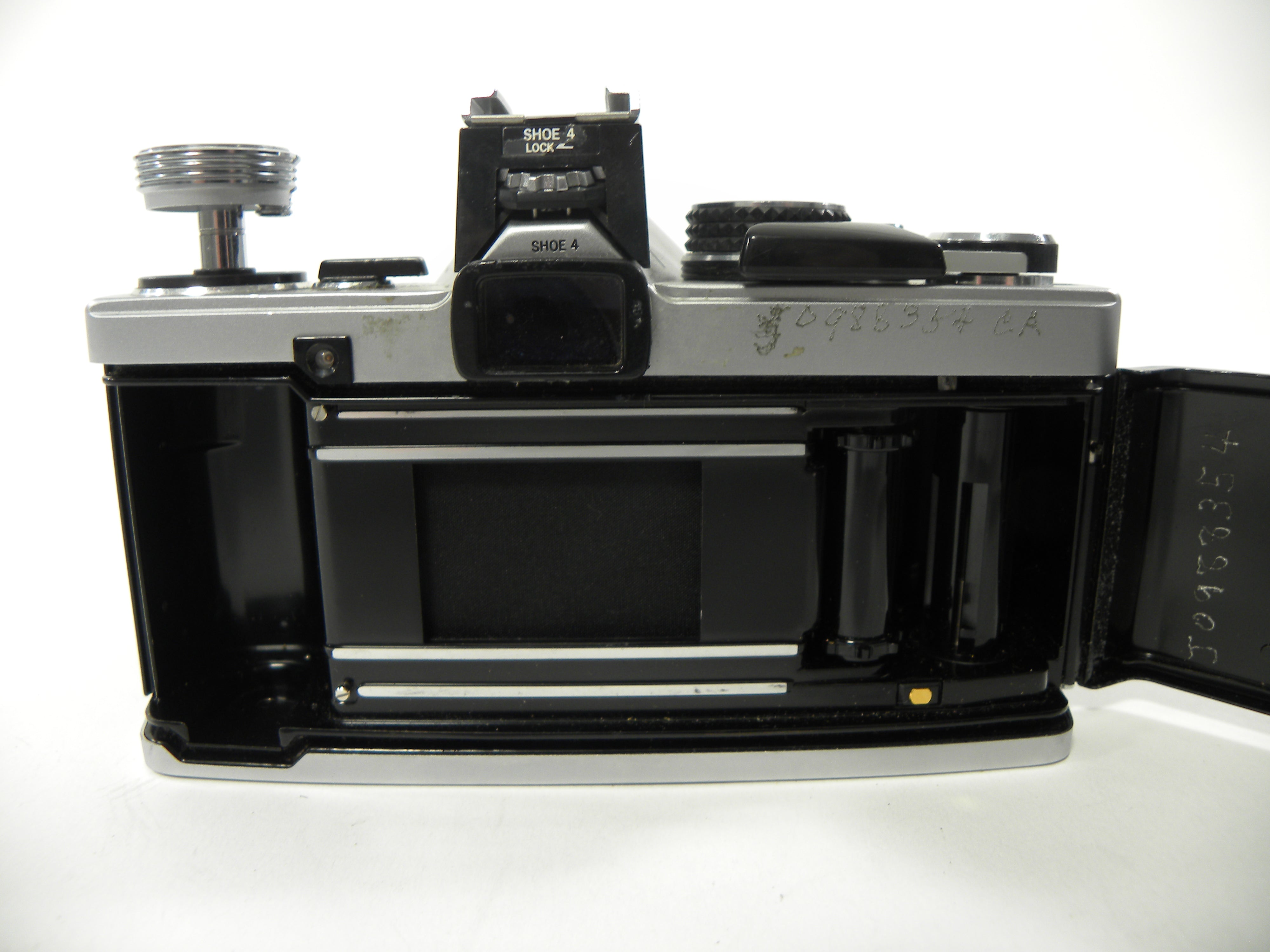 Olympus OM2n 35mm SLR w/Zuiko Auto-S 50mm f1.8 AS IS No Returns