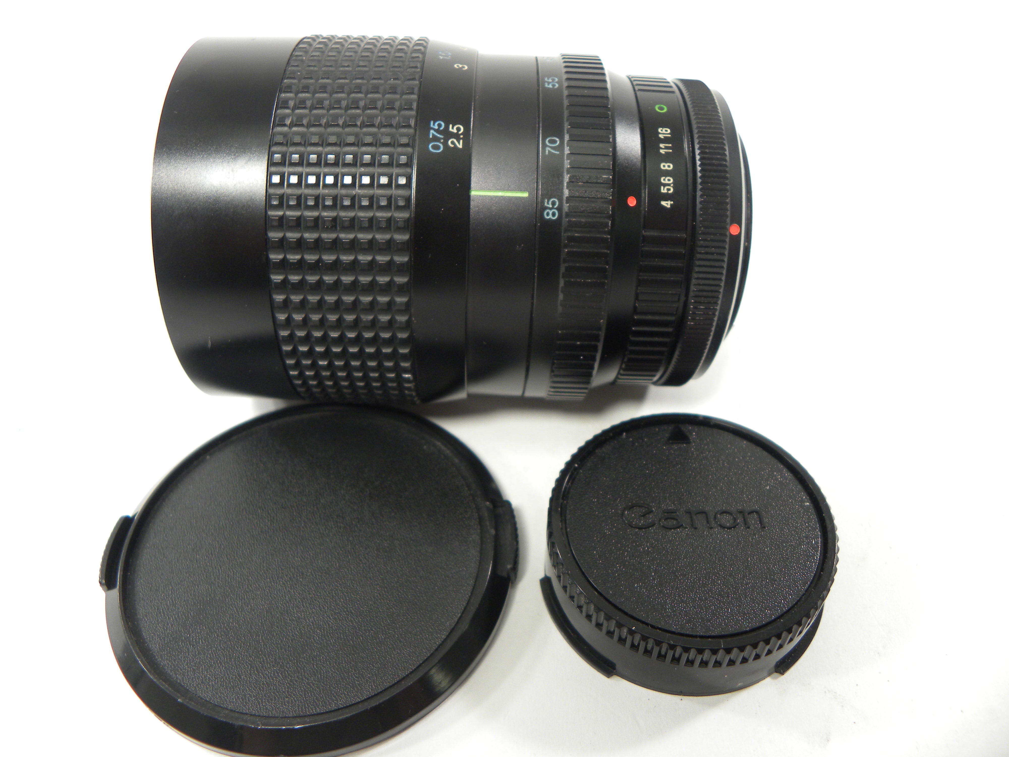 Tokina RMC 28-85mm f4 Canon FD Mount lens