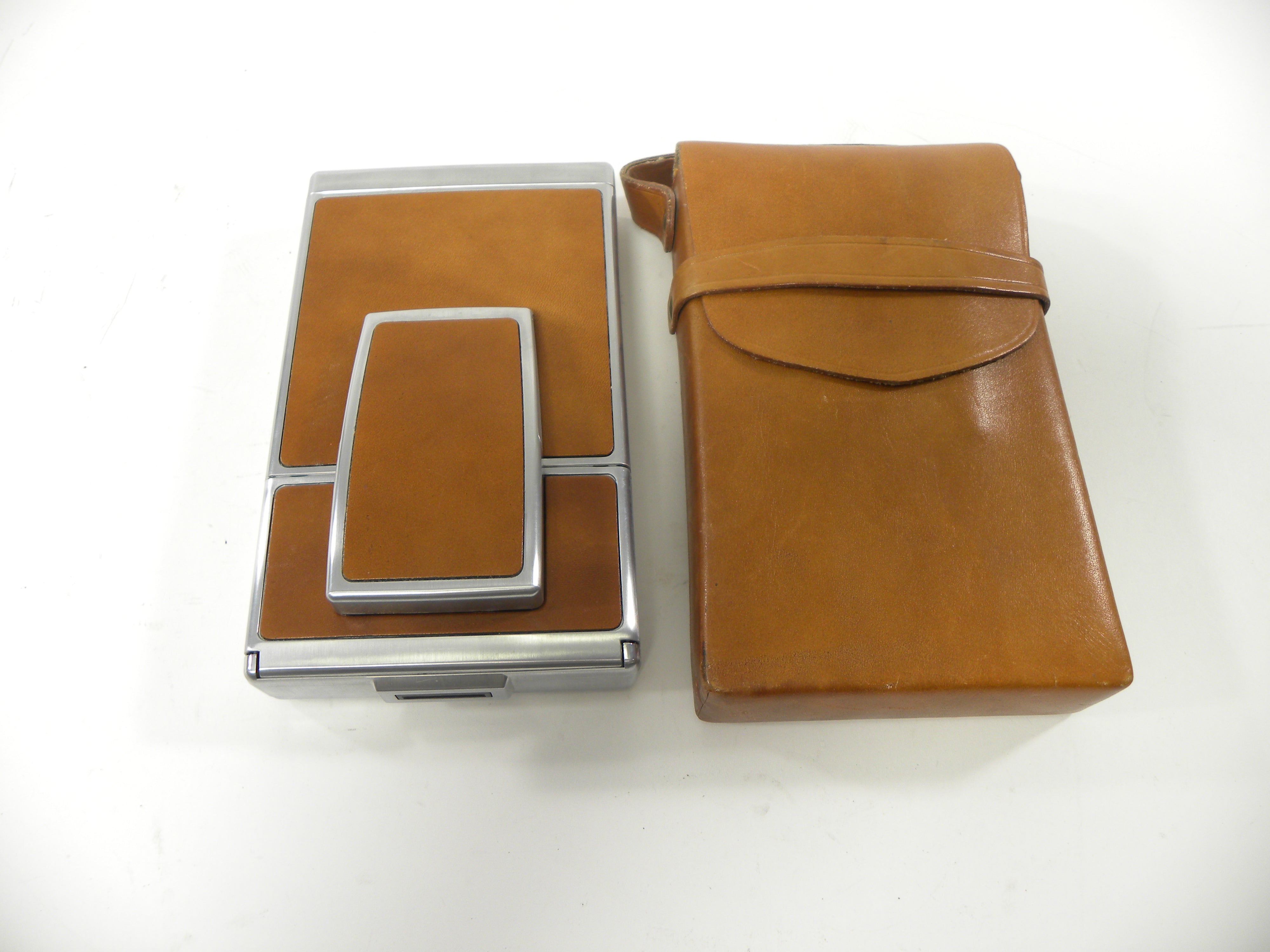 Polaroid SX-70 Instant Camera (Parts only)