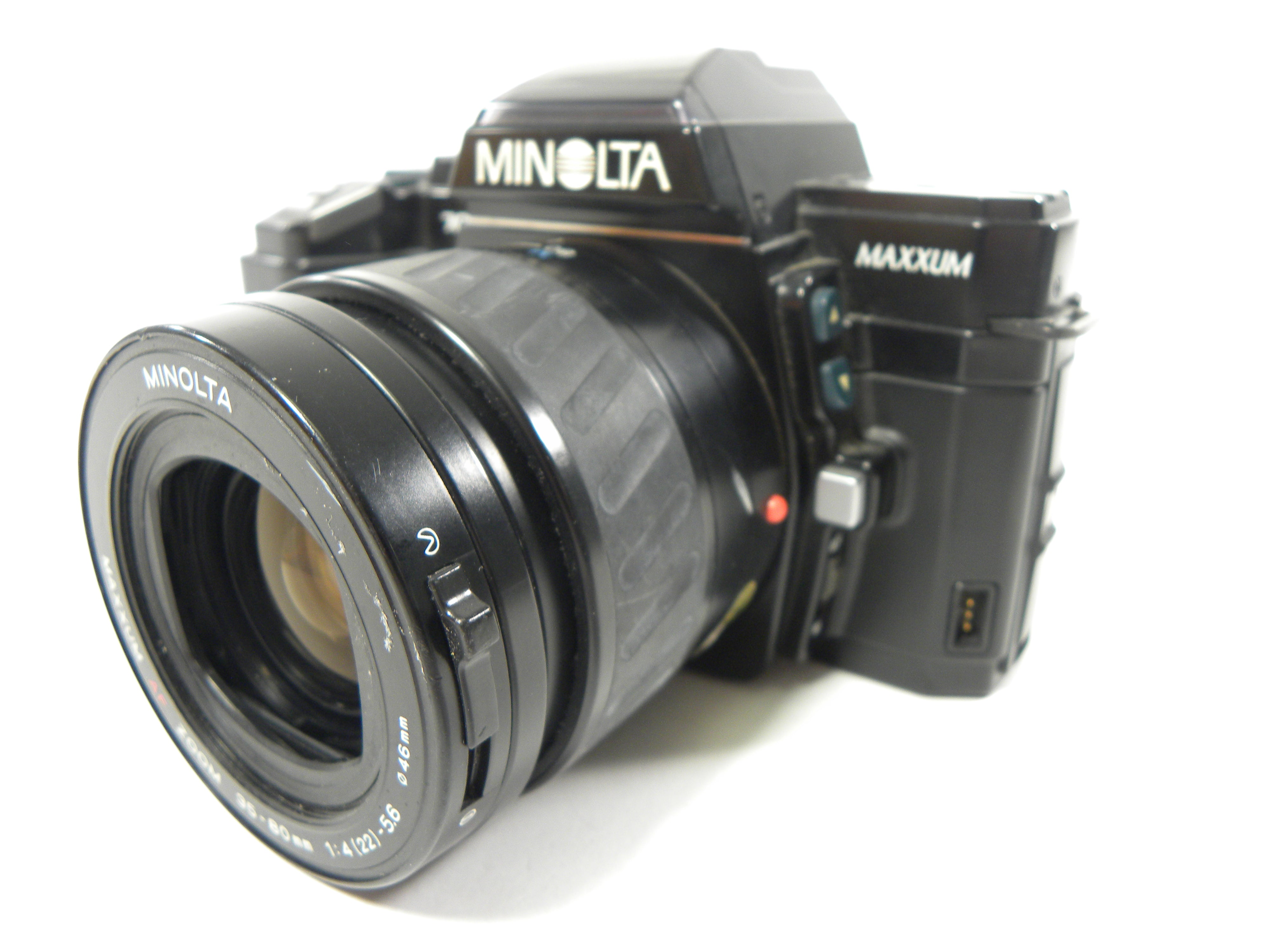 Minolta Maxxum 7000 35mm SLR w/AF 35-80mm f4-5.6