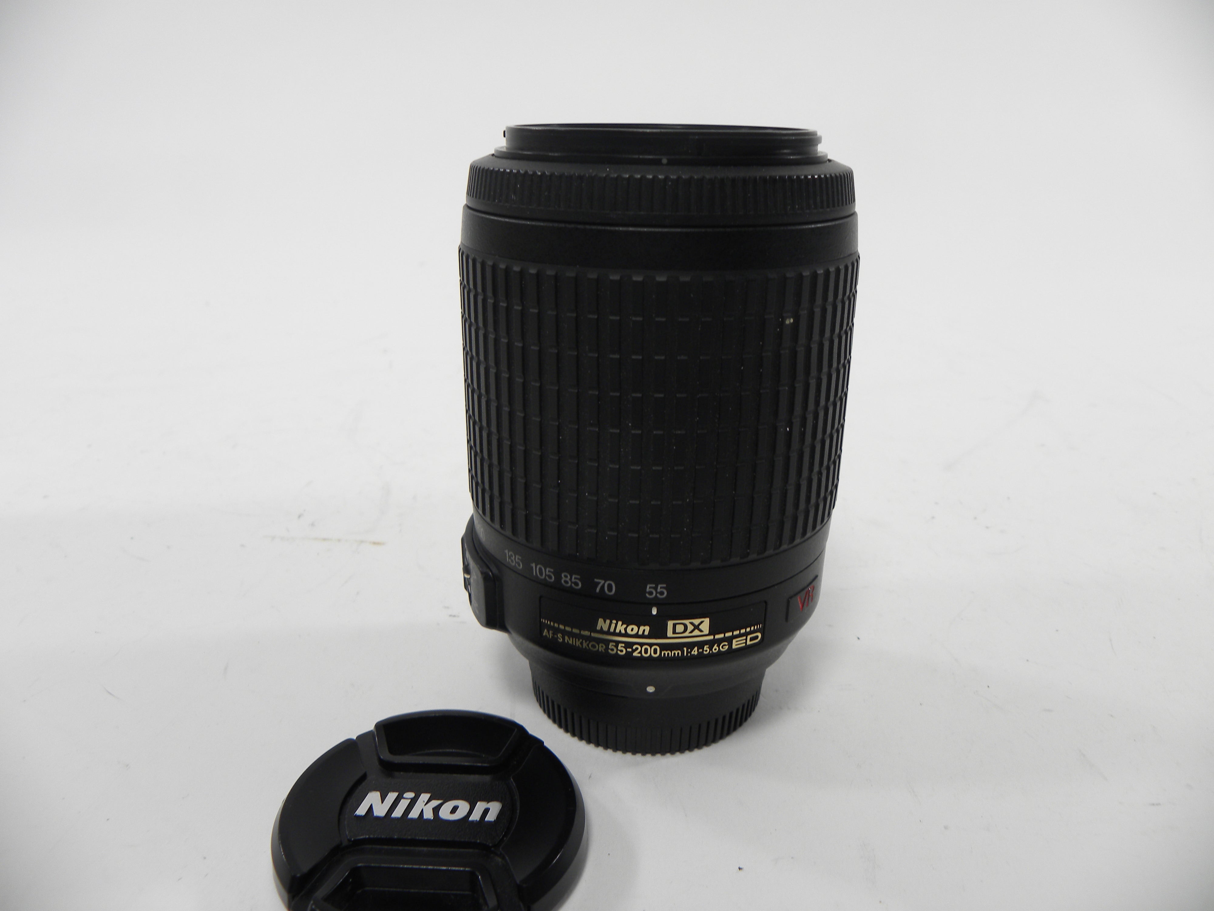 Nikon AF-S Nikkor DX VR ED IF 55-200mm f4-5.6G F Mount