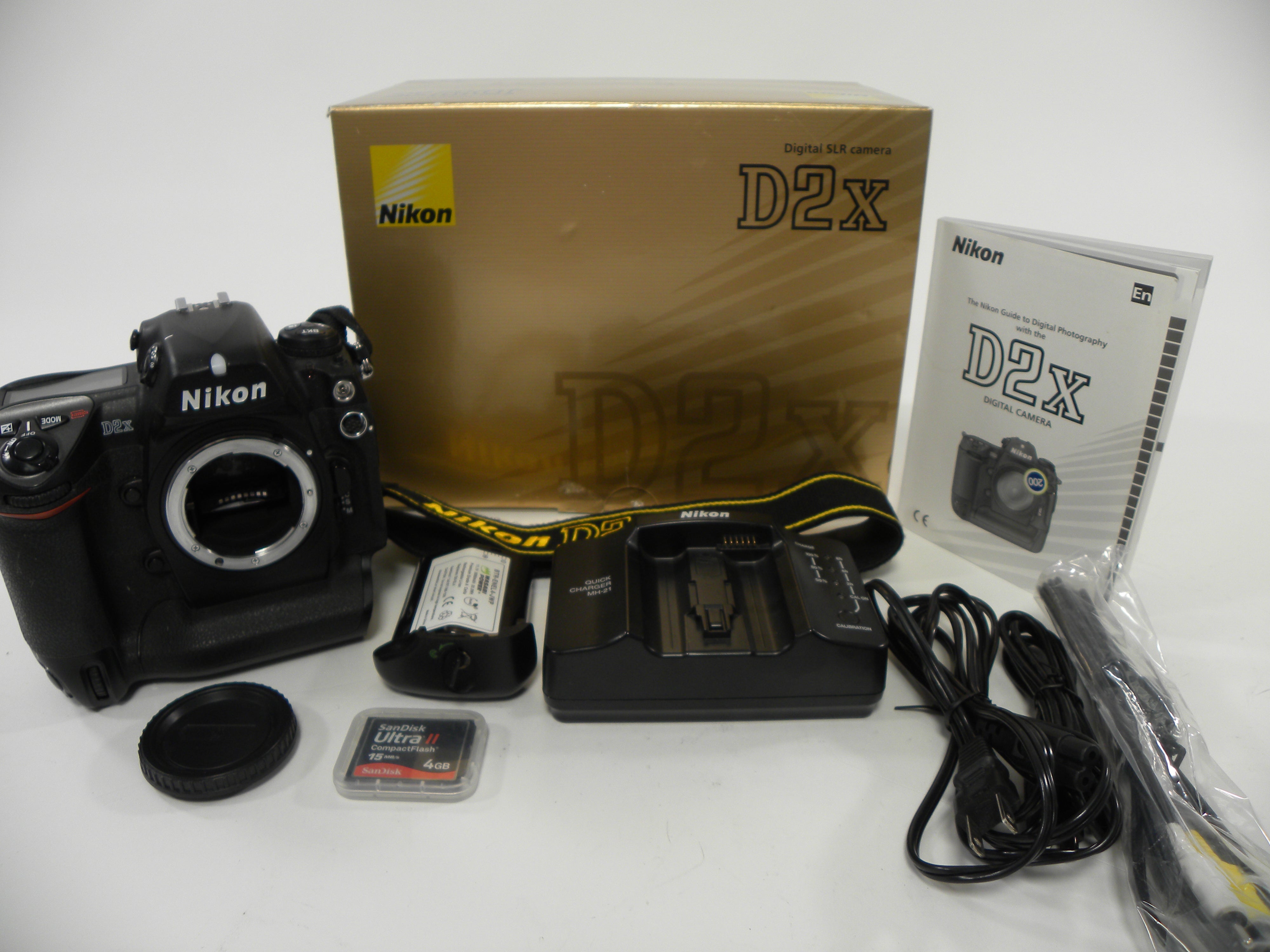 Nikon D2x 12.4mp Digital SLR Body Only Shutter Ct. 18,558