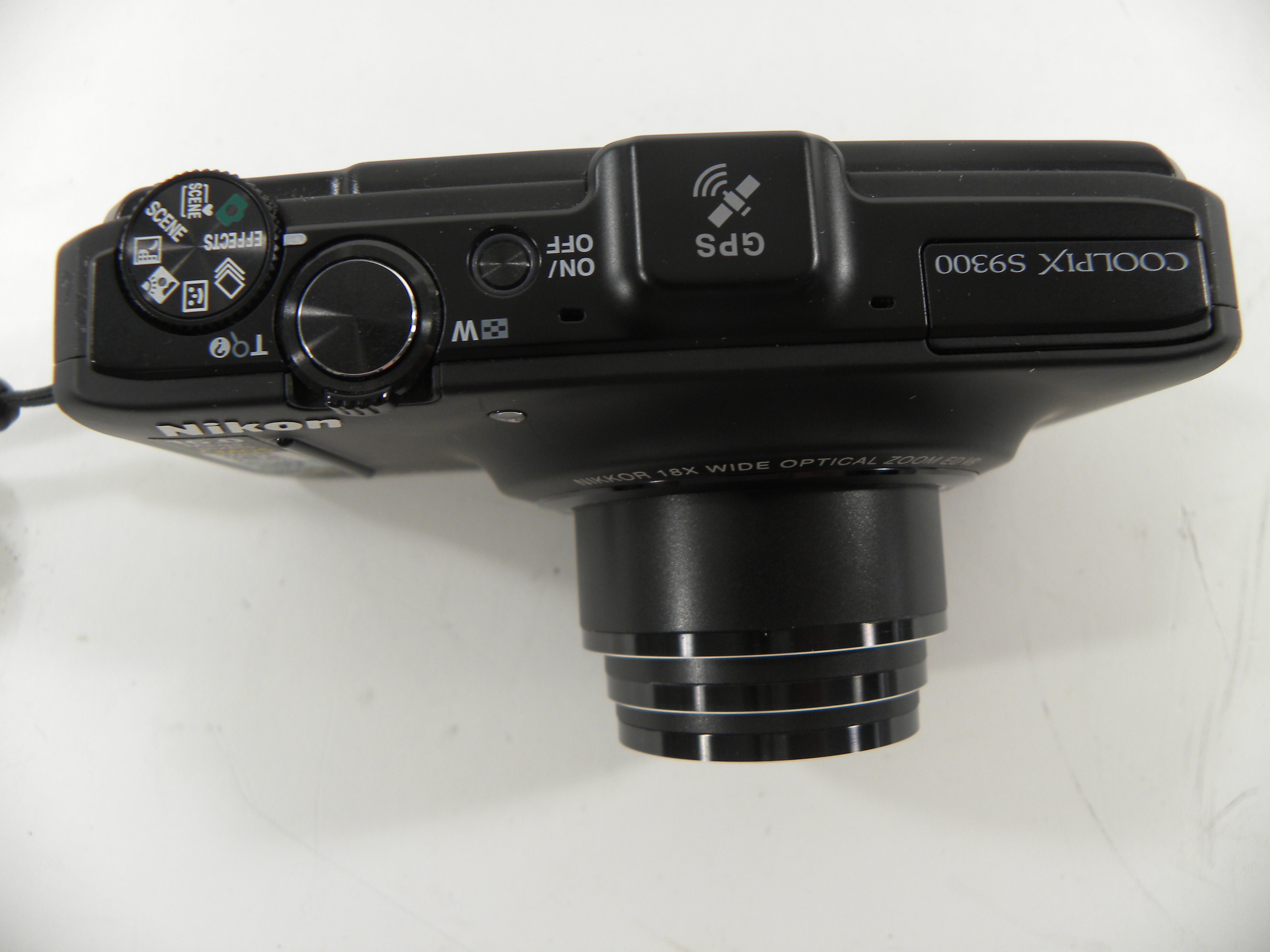 Nikon Coolpix S9300 16.0mp Digital Camera As-Is (Please read)