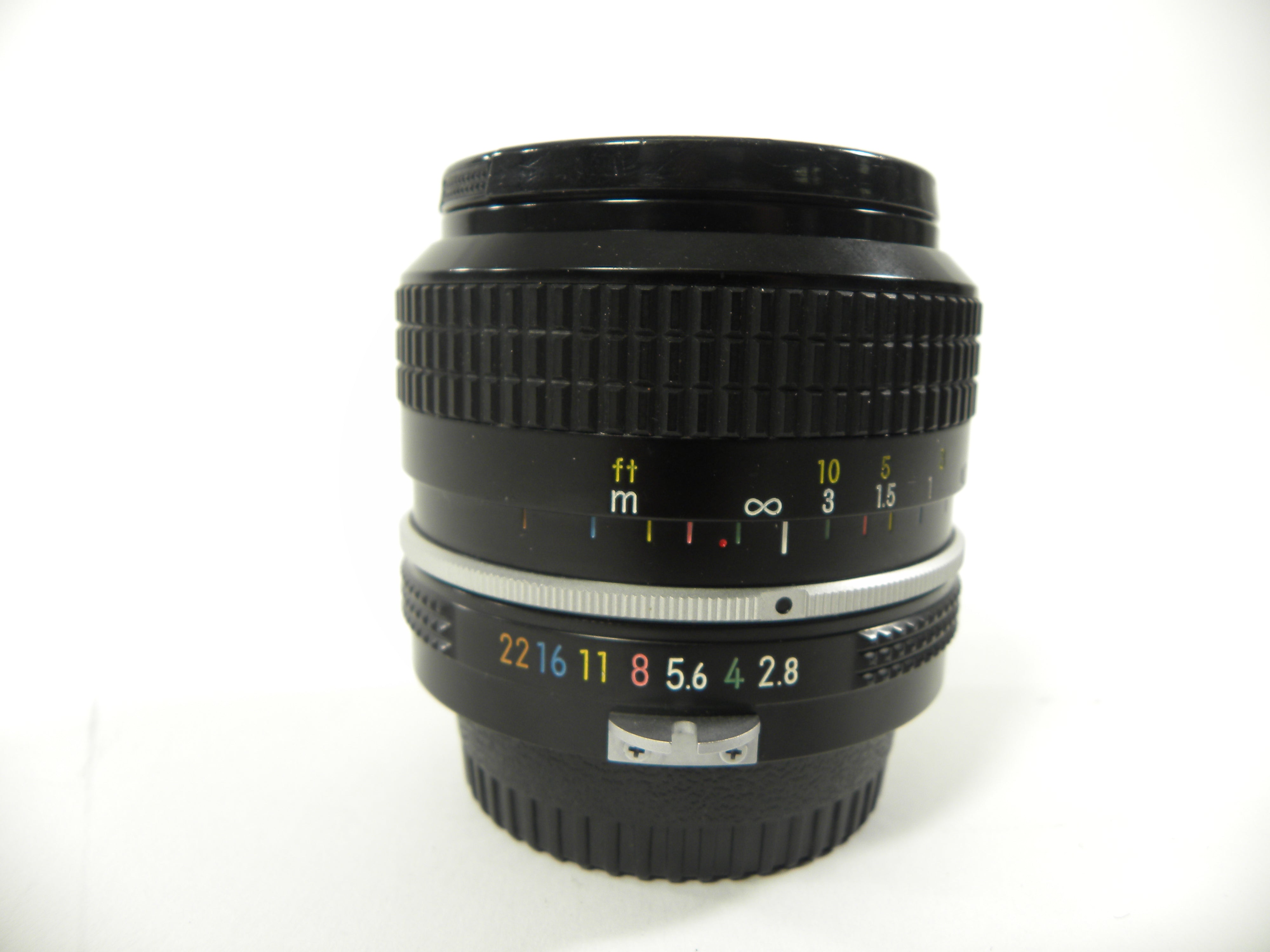 Nikon Nikkor 24mm f2.8