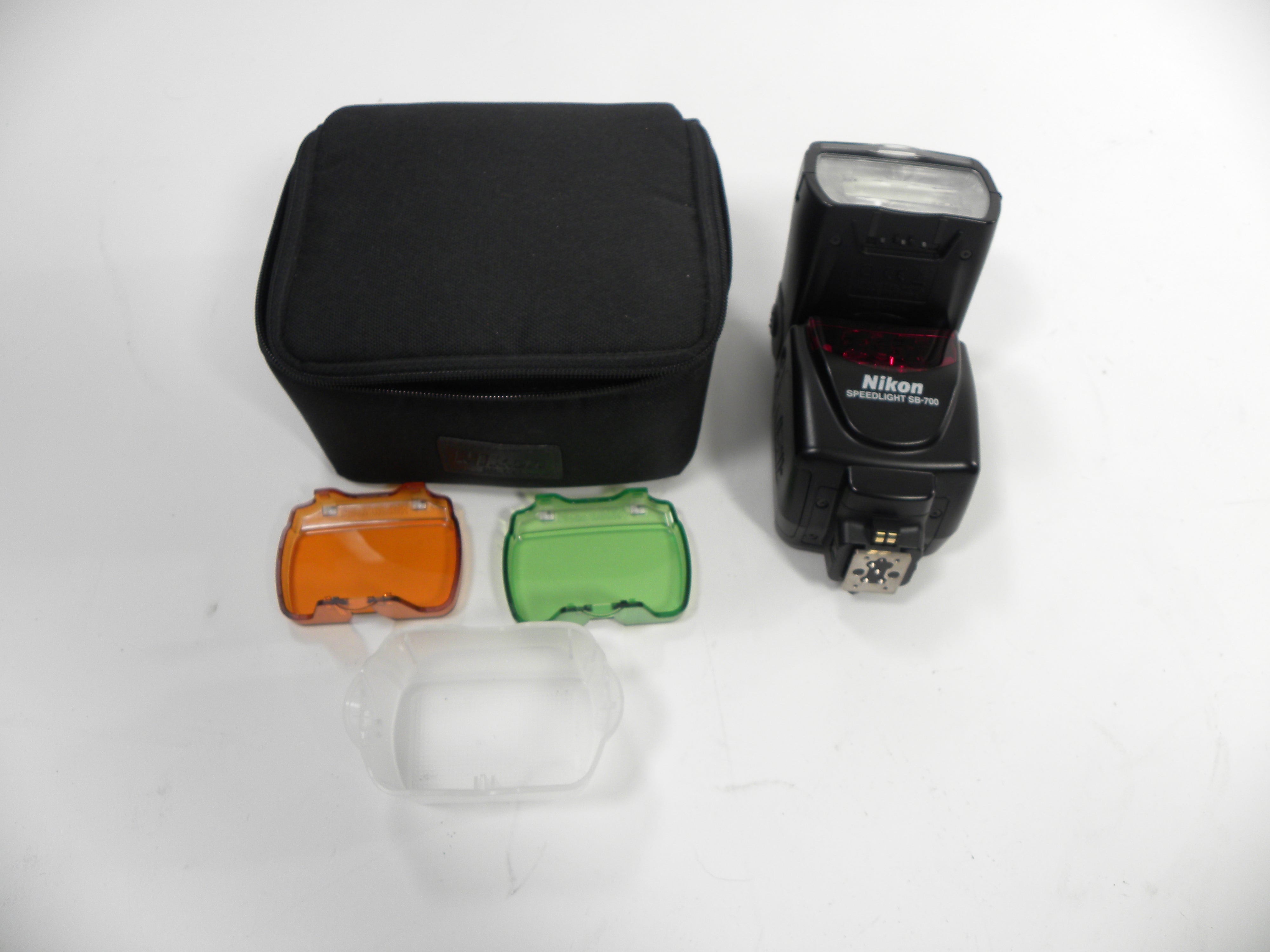 Nikon SB-700  Speedlight