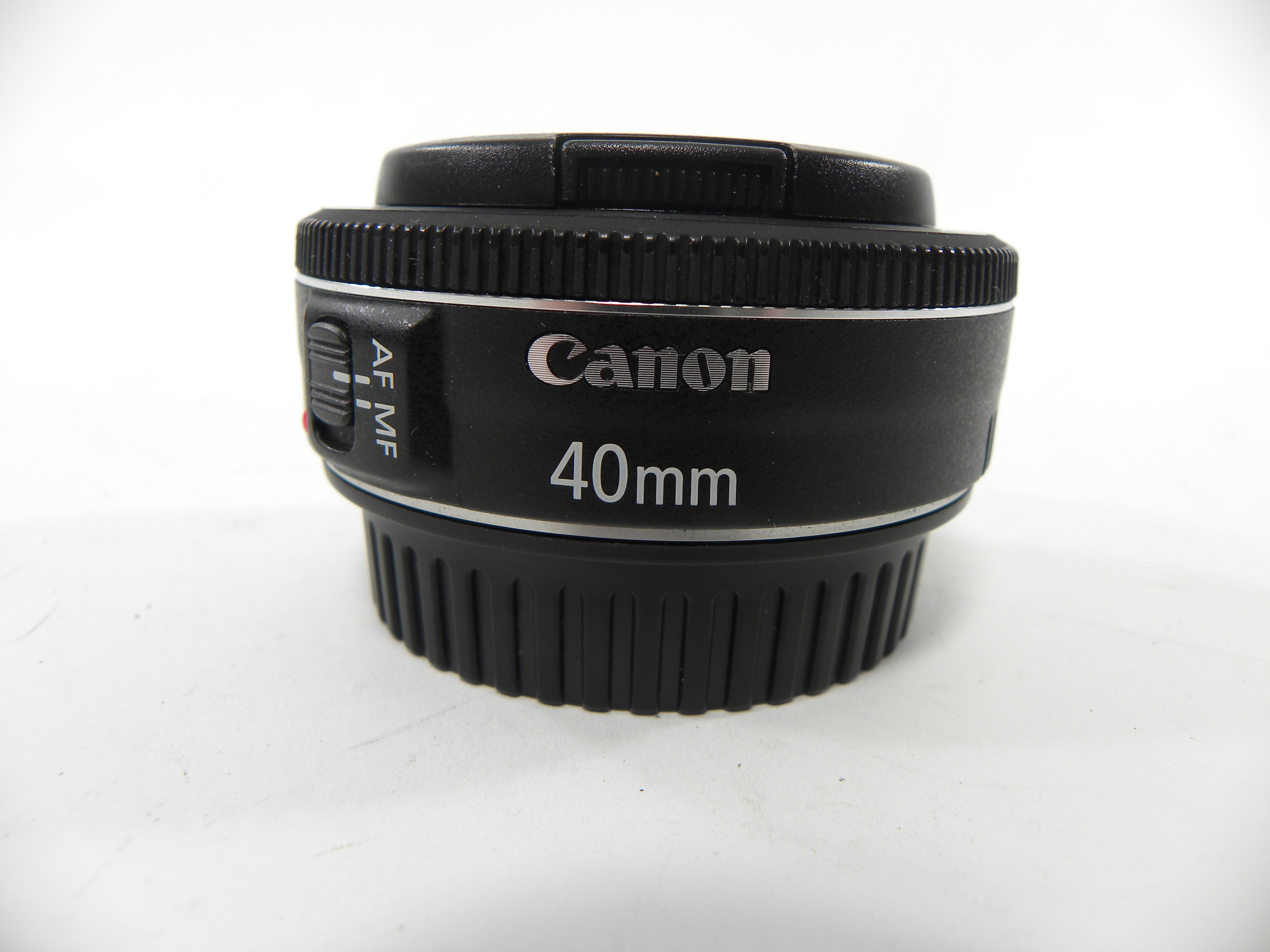 Canon EF 40mm f2.8 STM