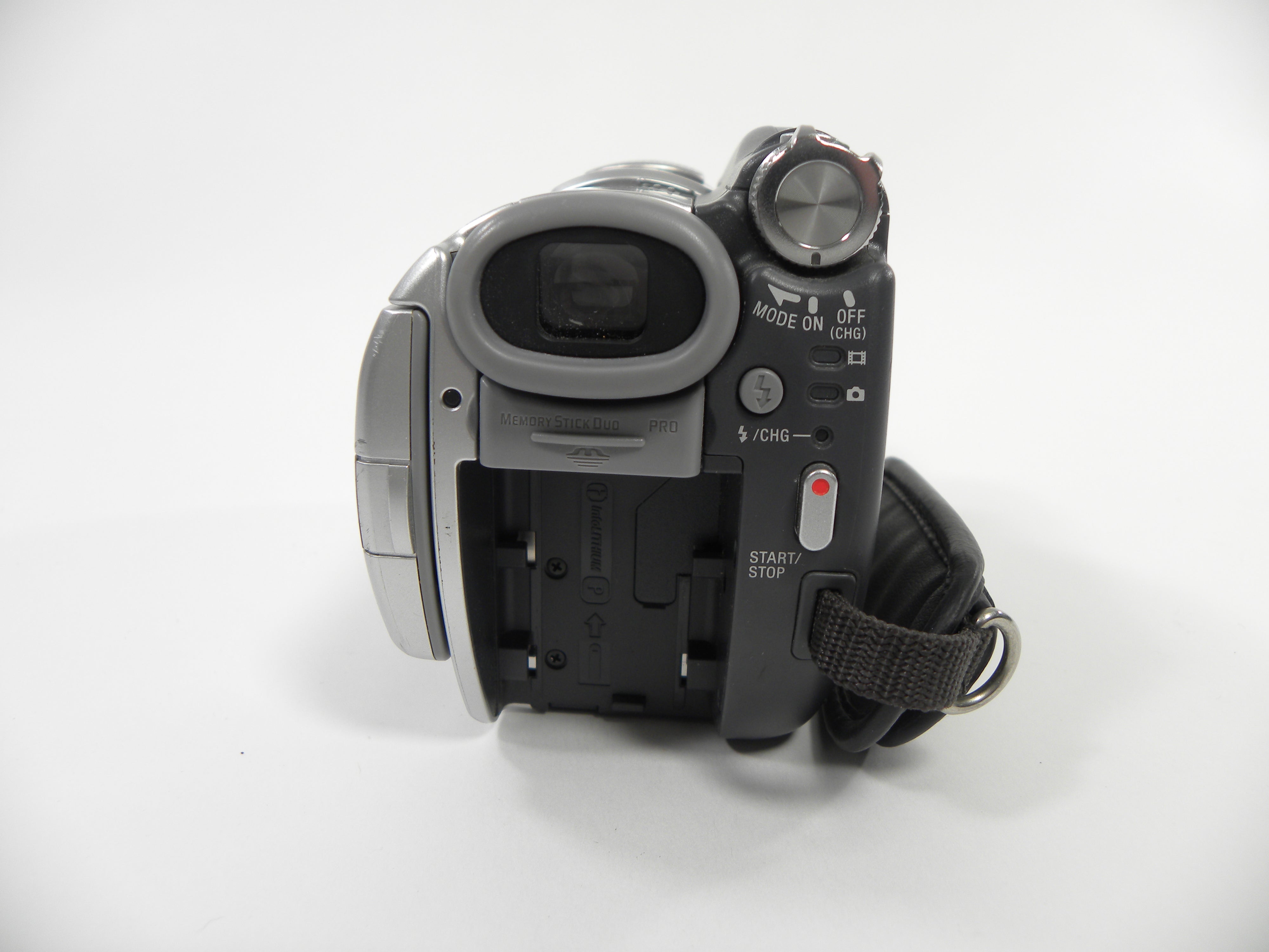 Sony DCR-DVD405 Camcorder