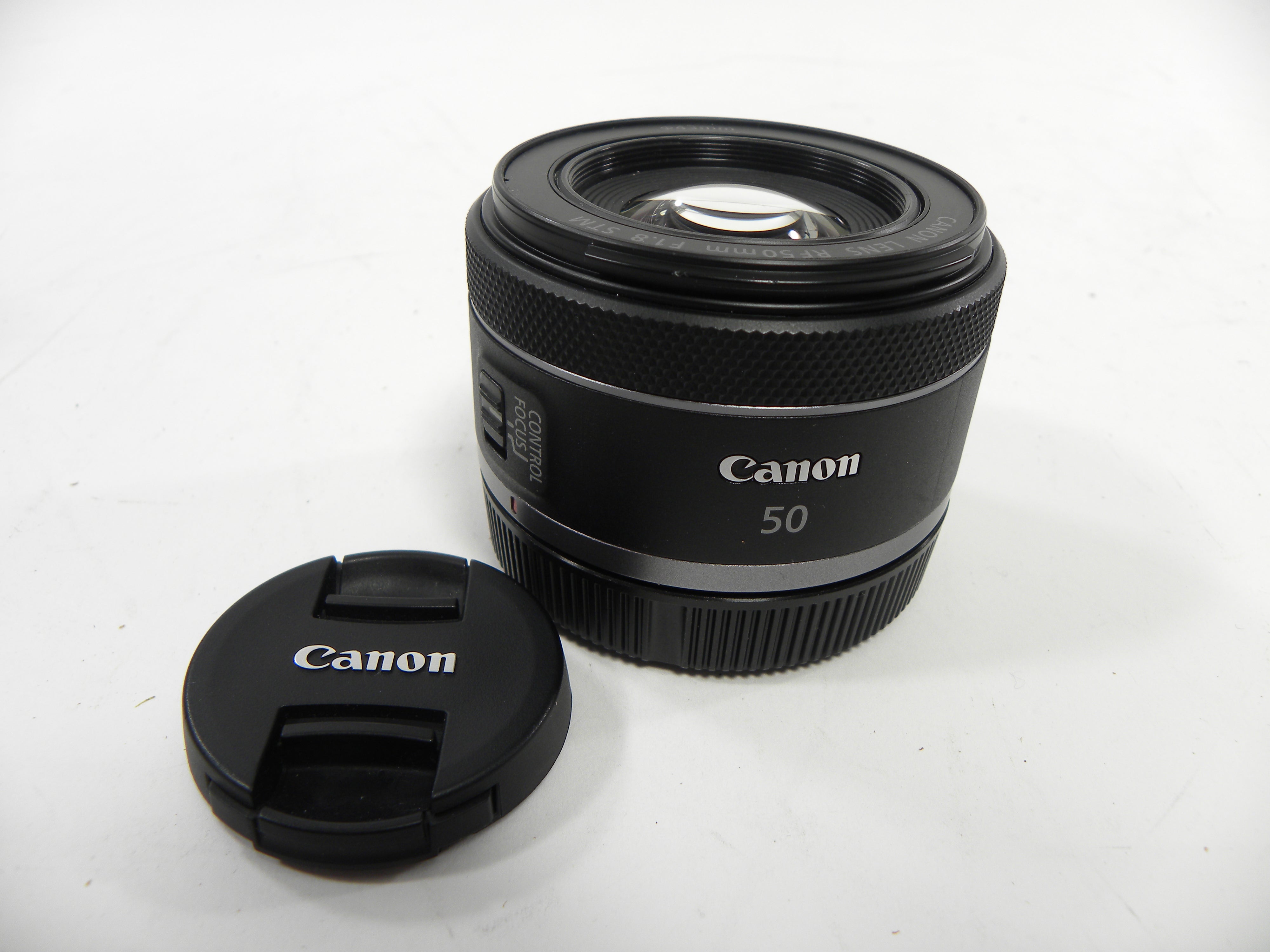 Canon RF 50mm f1.8 STM lens