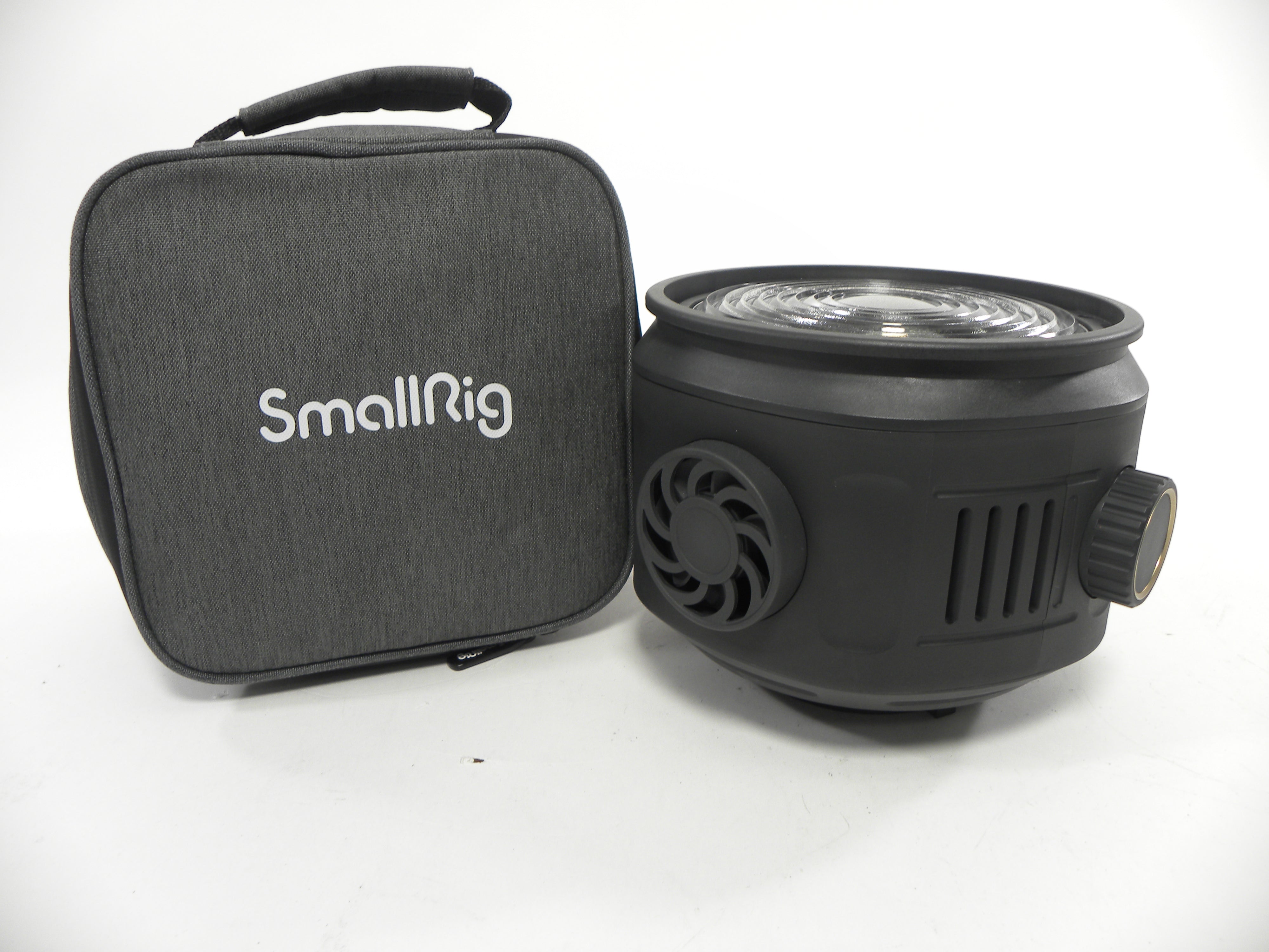 SmallRig RA-F150 Fresnel lens for Bowens Mount