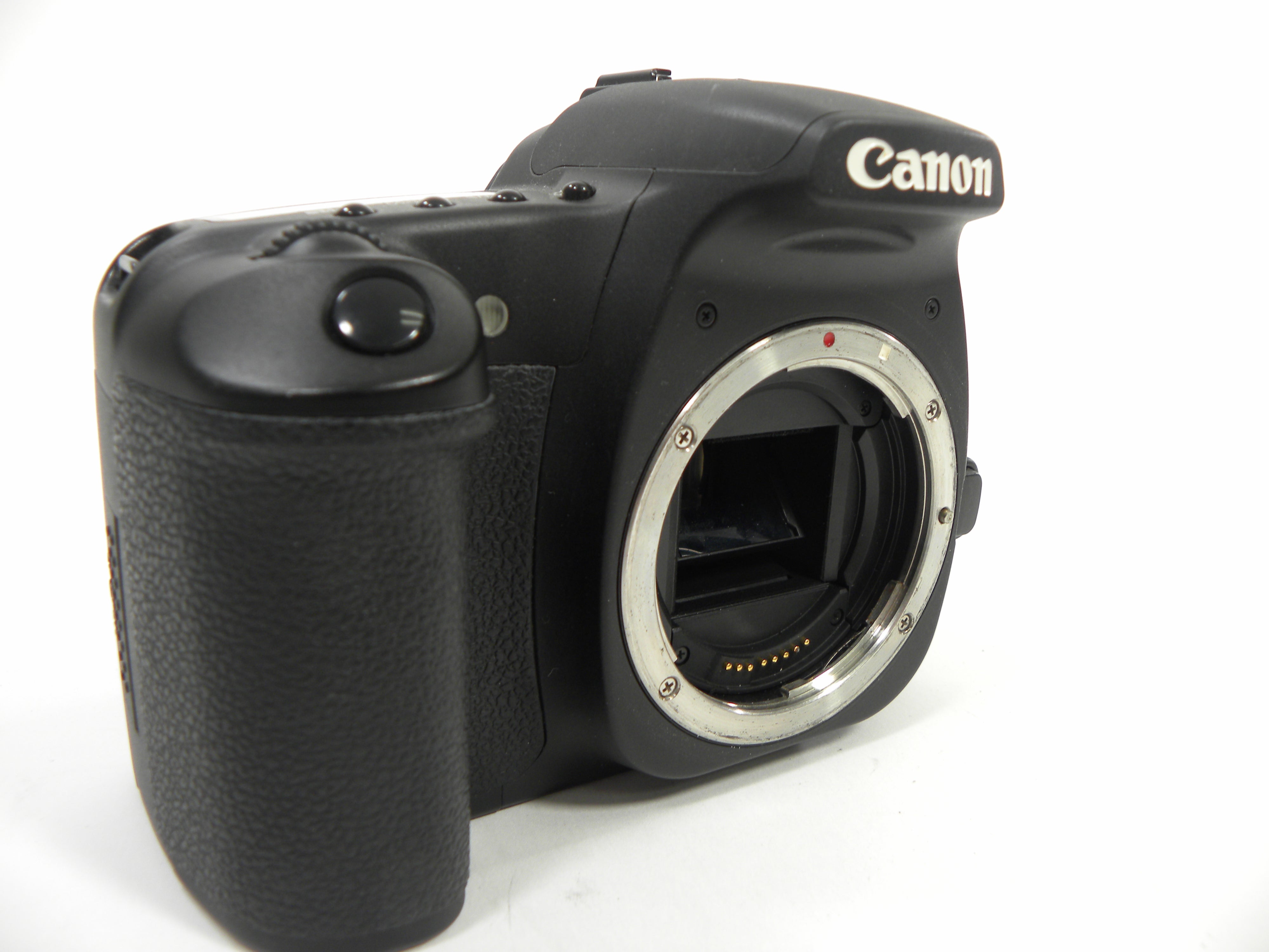 Canon EOS 30D 8.2mp Digital SLR body only AS IS  (Parts or Repair) No Returns